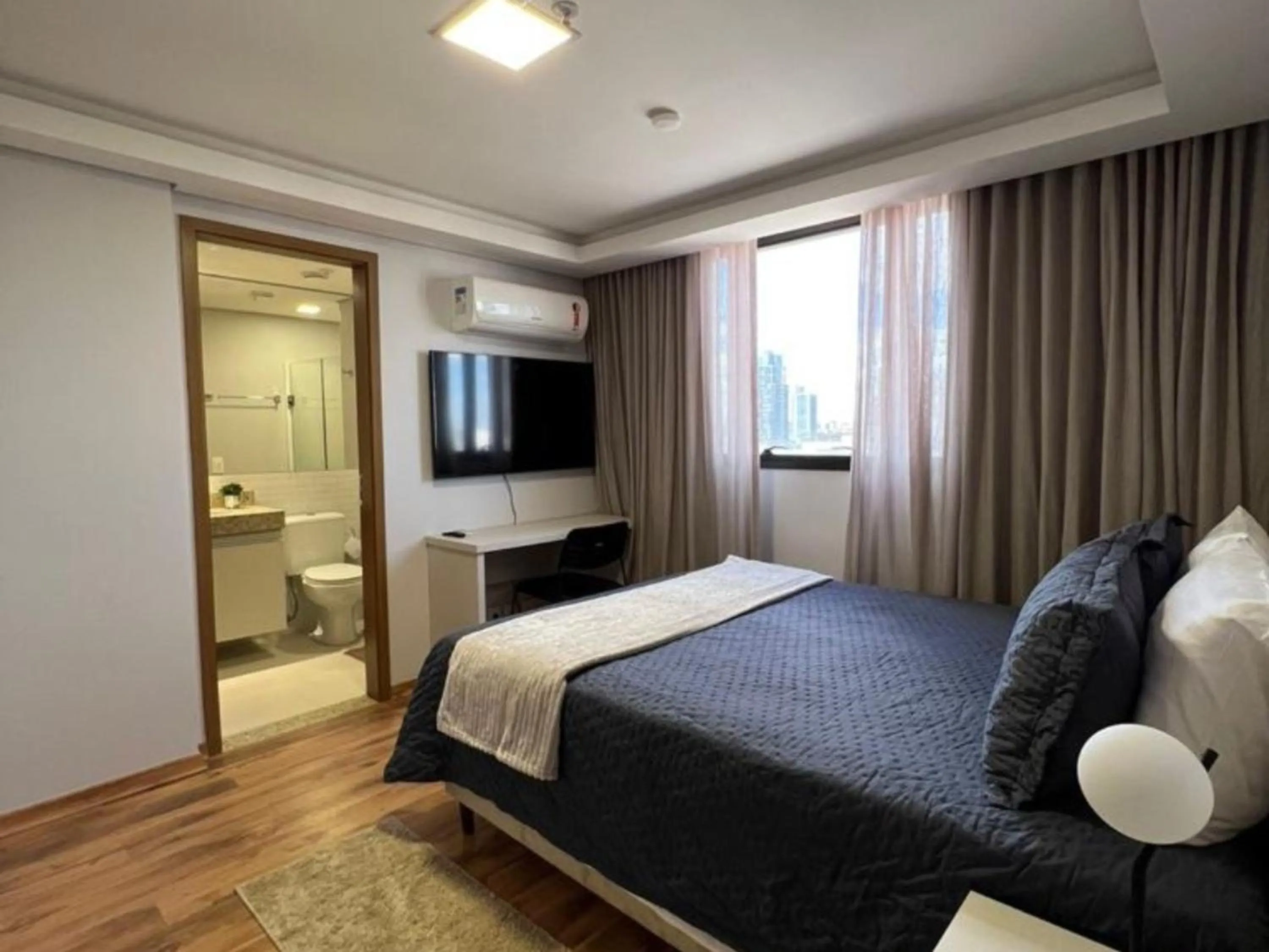 Bedroom, Bed in Hotel Flat Afonso Pena e Centro de Convenções Campo Grande