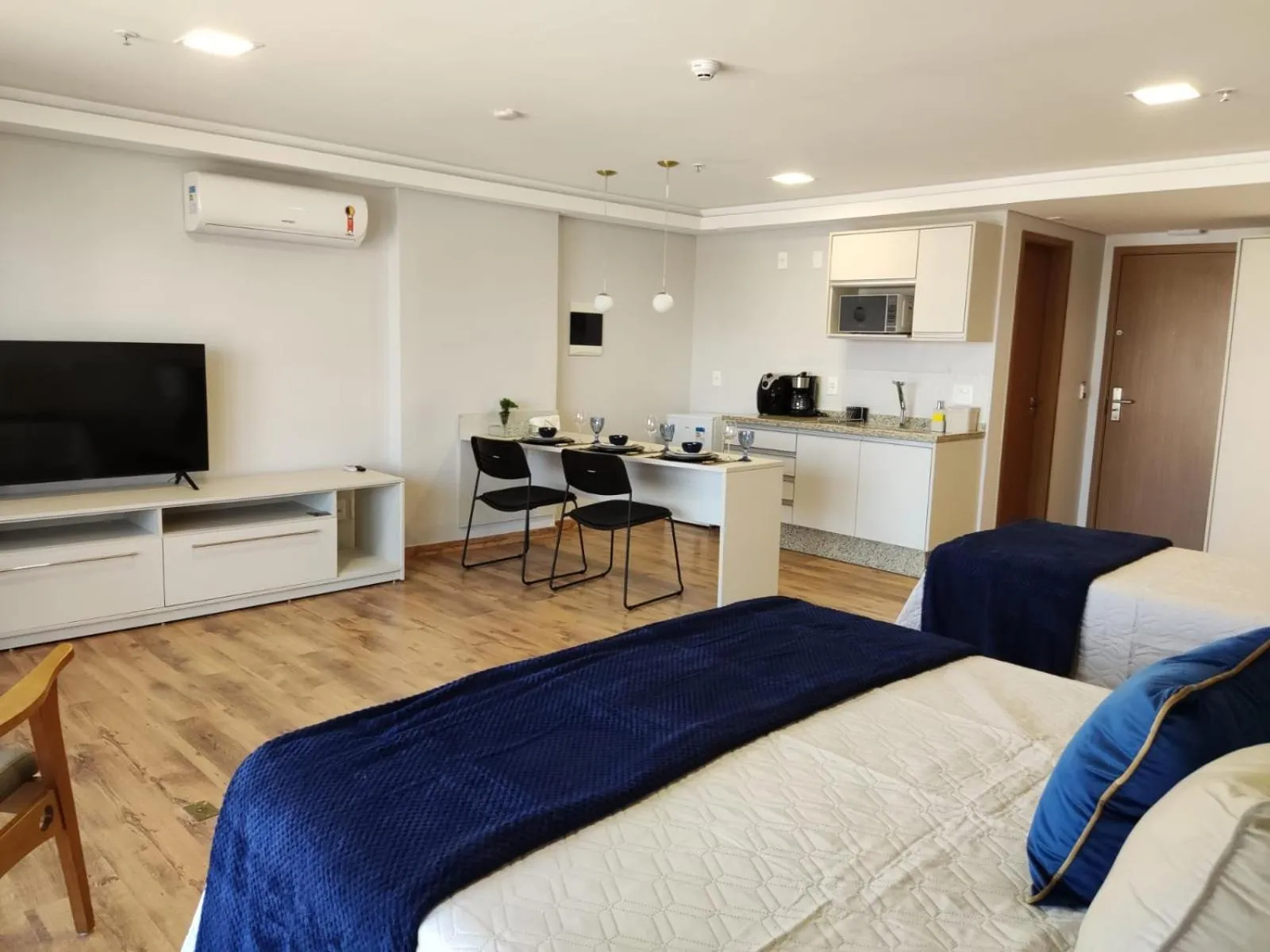 TV and multimedia in Hotel Flat Afonso Pena e Centro de Convenções Campo Grande