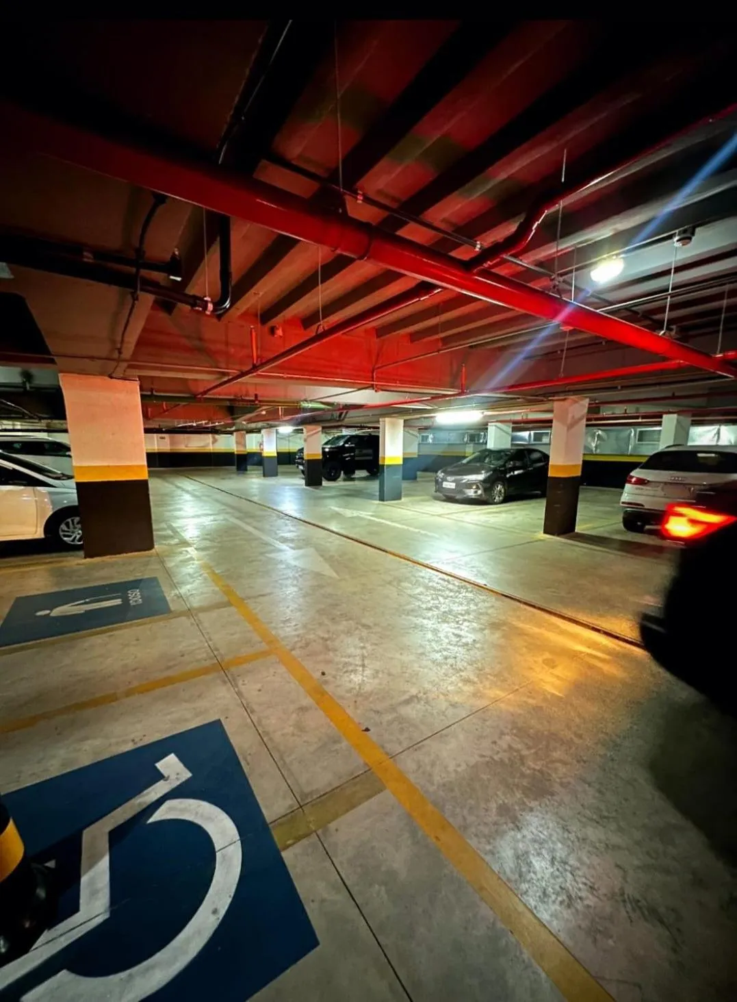 Parking in Hotel Flat Afonso Pena e Centro de Convenções Campo Grande