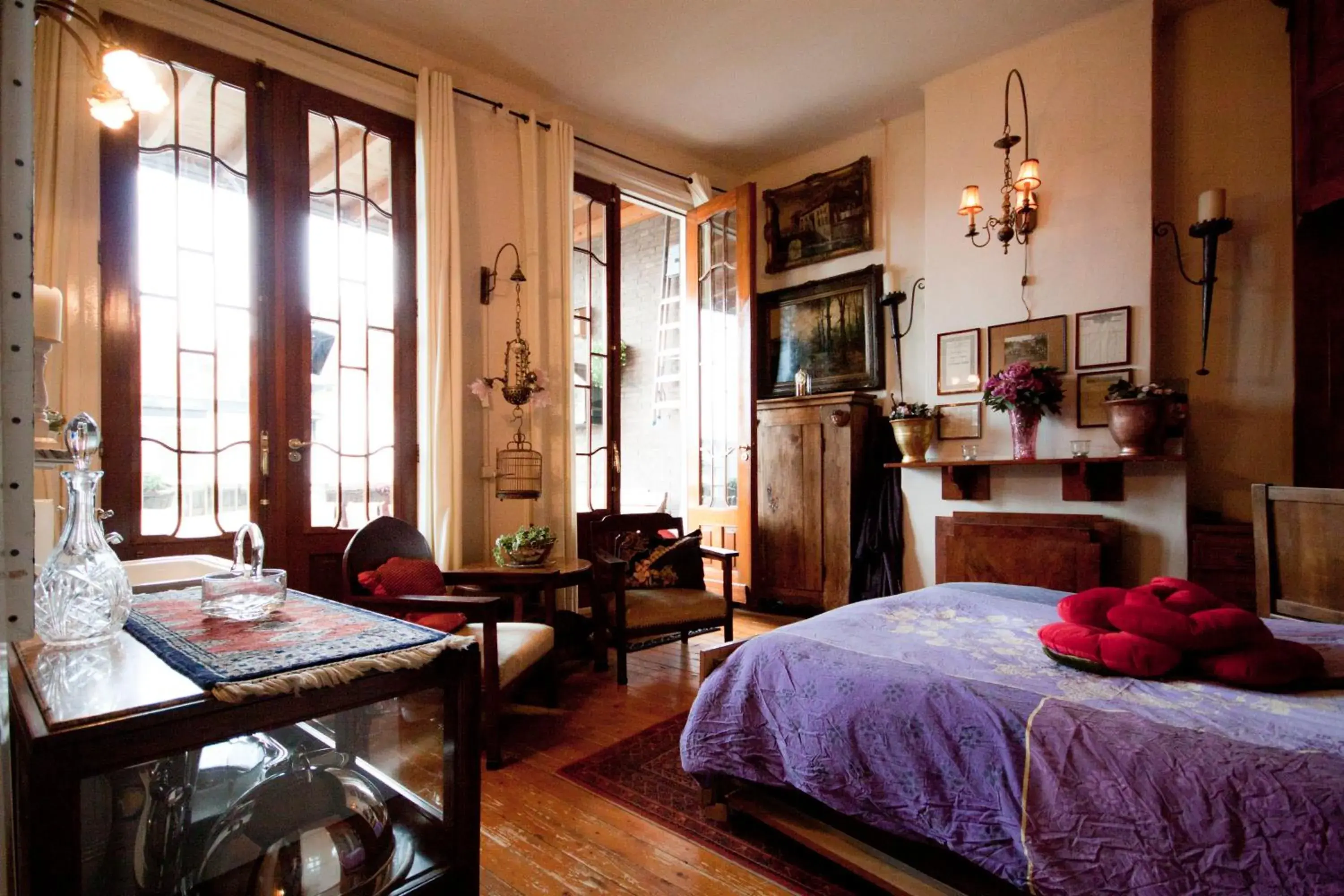 Deluxe Double Room with Balcony in CubaCasa Deluxe Double Room with Balcony in CubaCasa