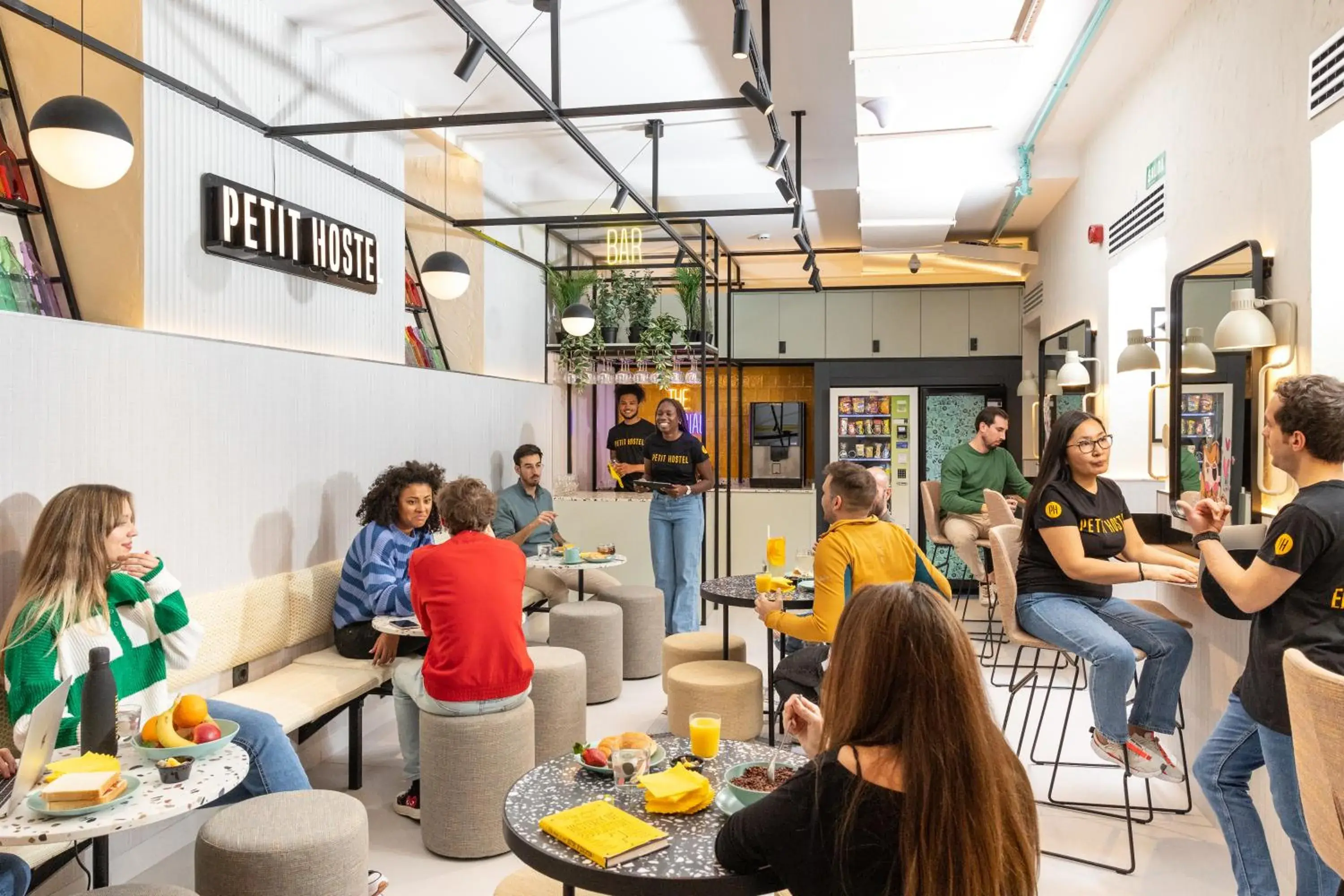 Petit Hostel Palacio Real Petit Hostel Palacio Real