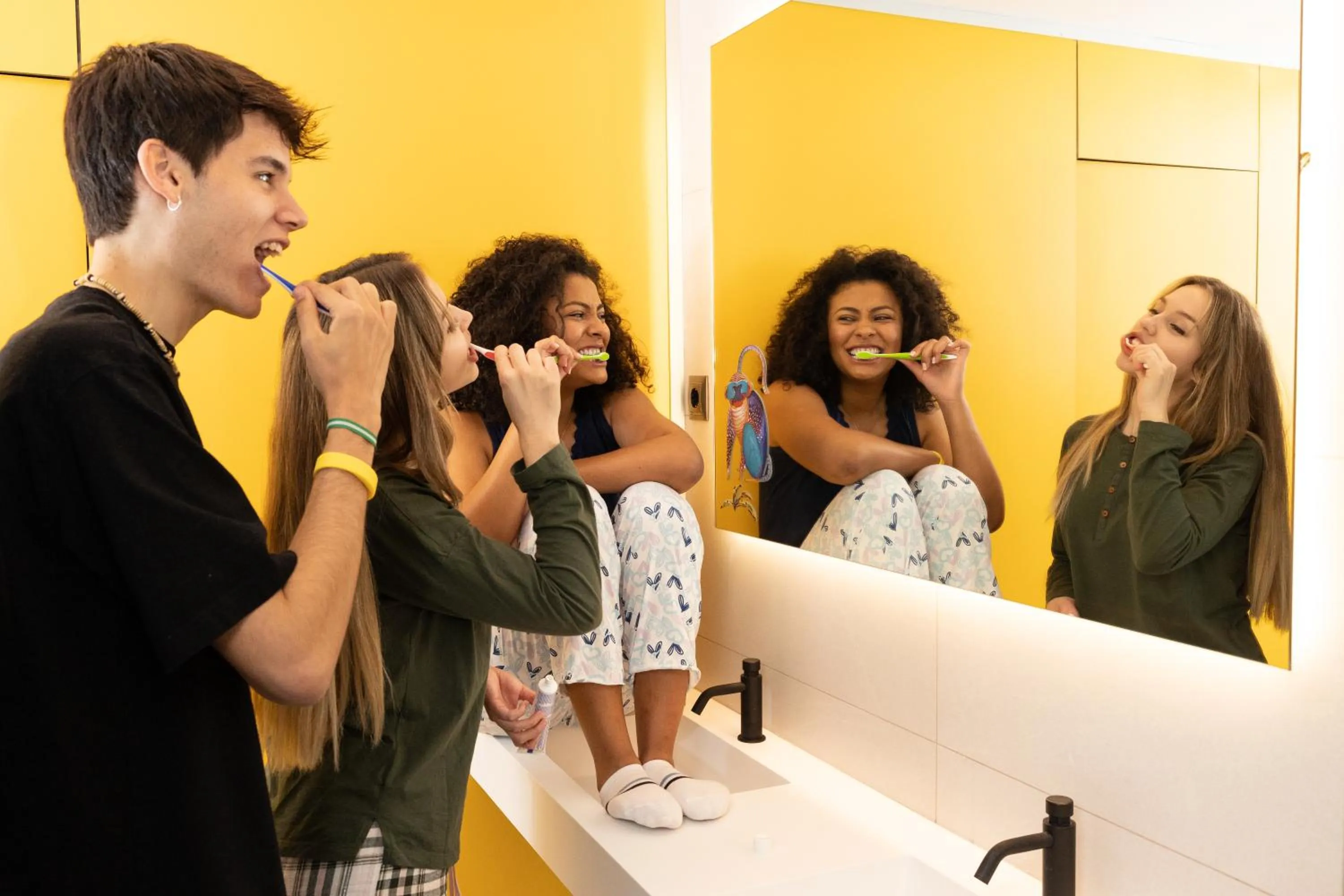 People in Petit Hostel Palacio Real