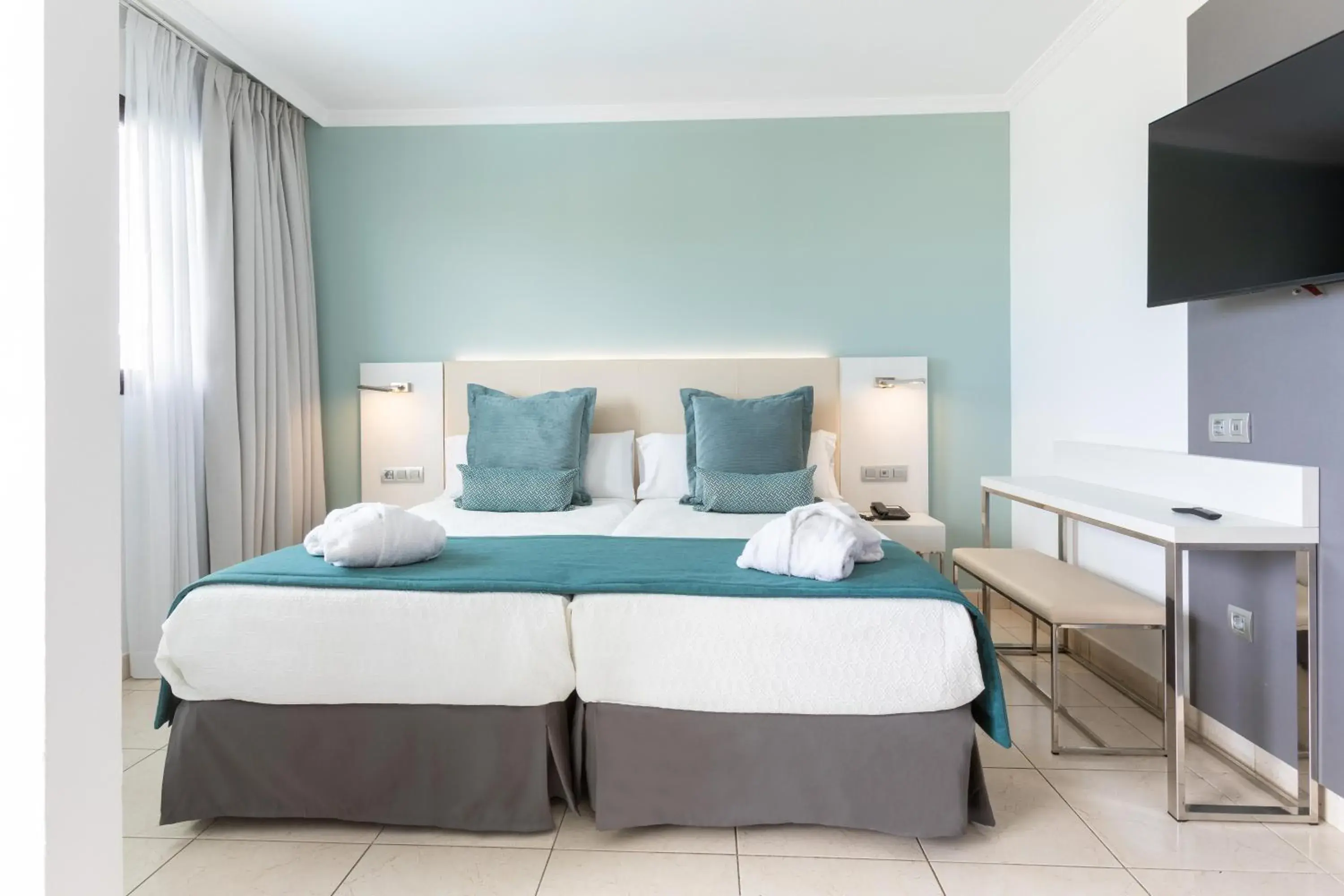 Photo of the whole room, Bed in Alexandre La Siesta Photo of the whole room, Bed in Alexandre La Siesta