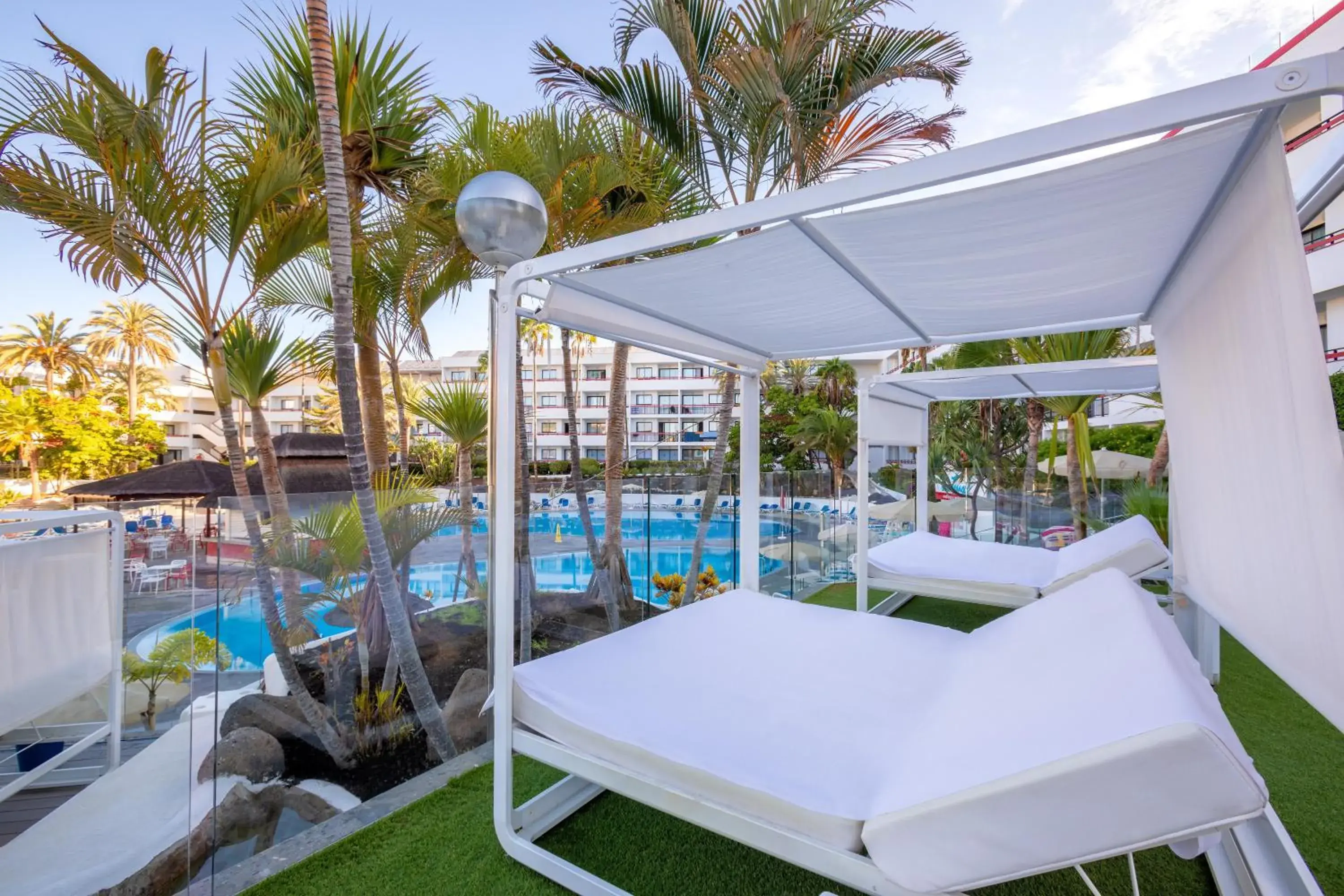 Property building in Alexandre La Siesta Property building in Alexandre La Siesta