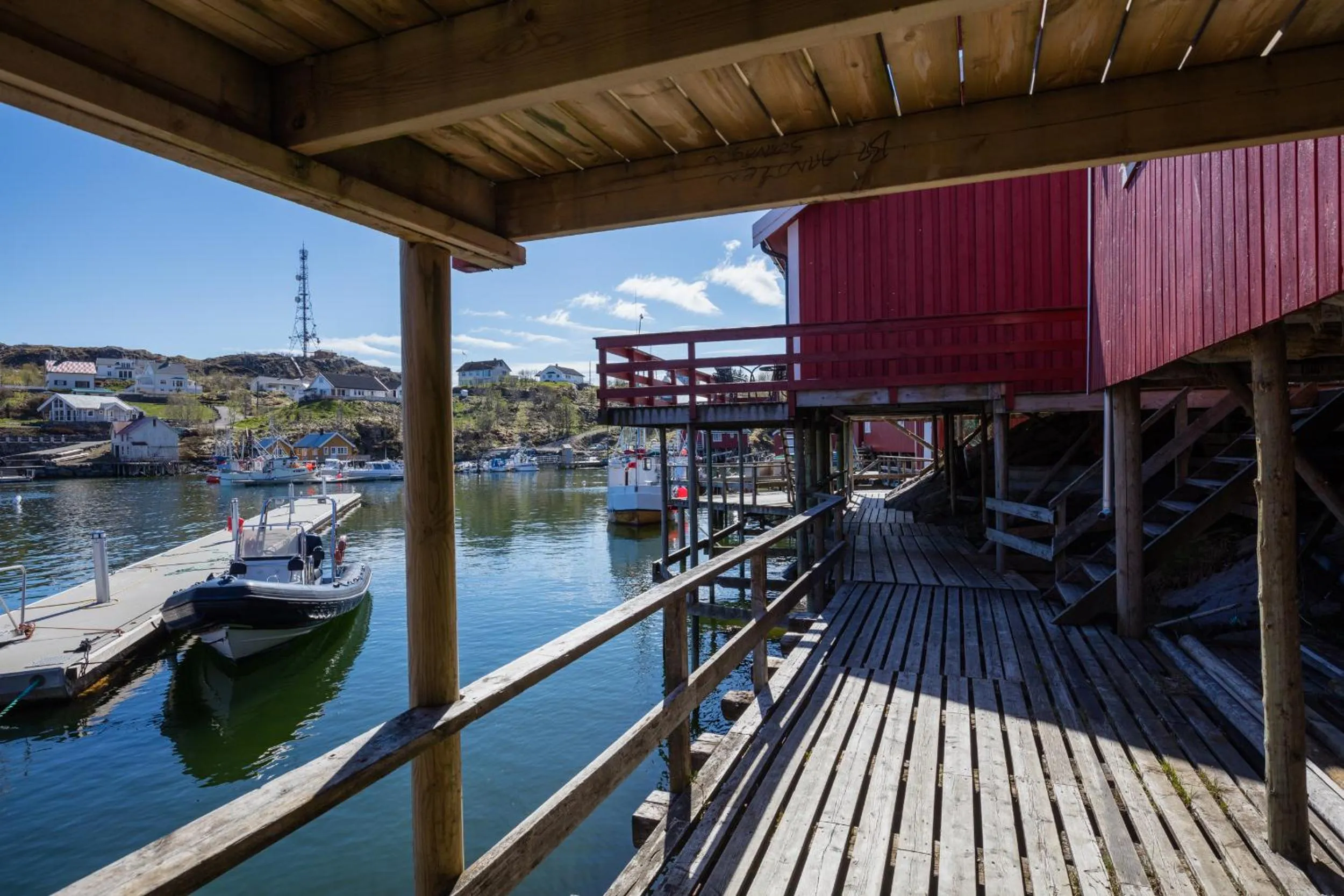 Patio in The Tide - Rorbuer