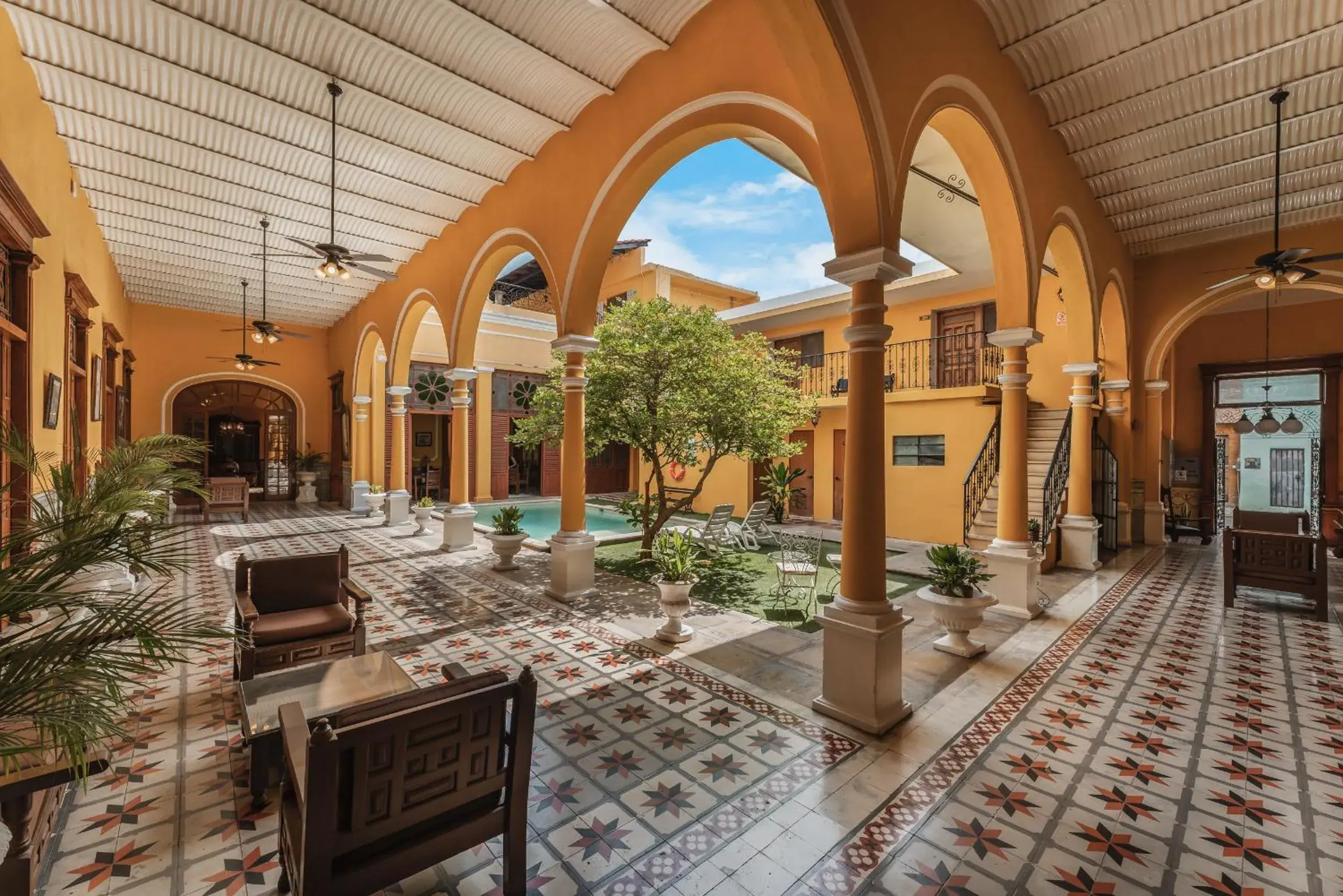 Lobby or reception in Hotel Real Toledo by Kavia Lobby or reception in Hotel Real Toledo by Kavia