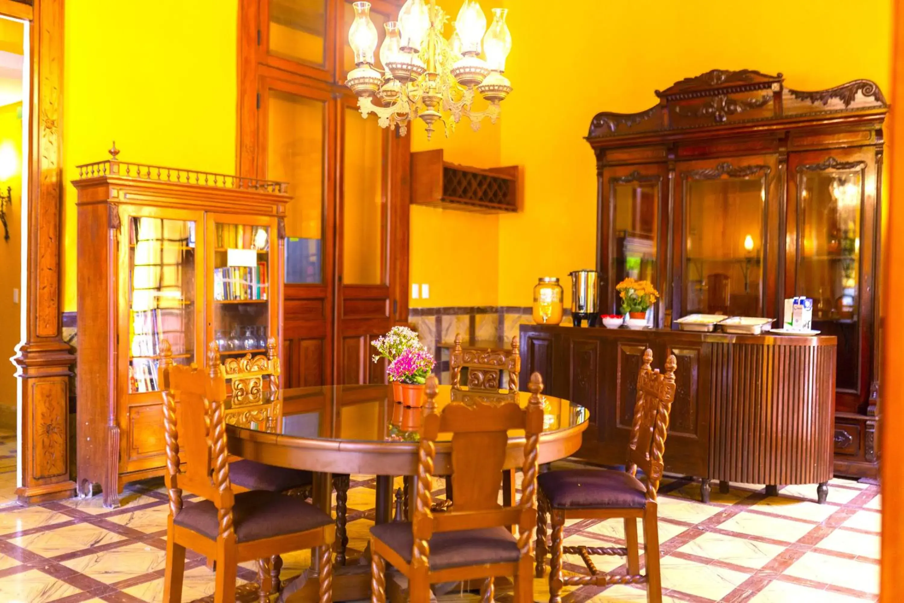 Restaurant/places to eat in Hotel Real Toledo by Kavia Restaurant/places to eat in Hotel Real Toledo by Kavia