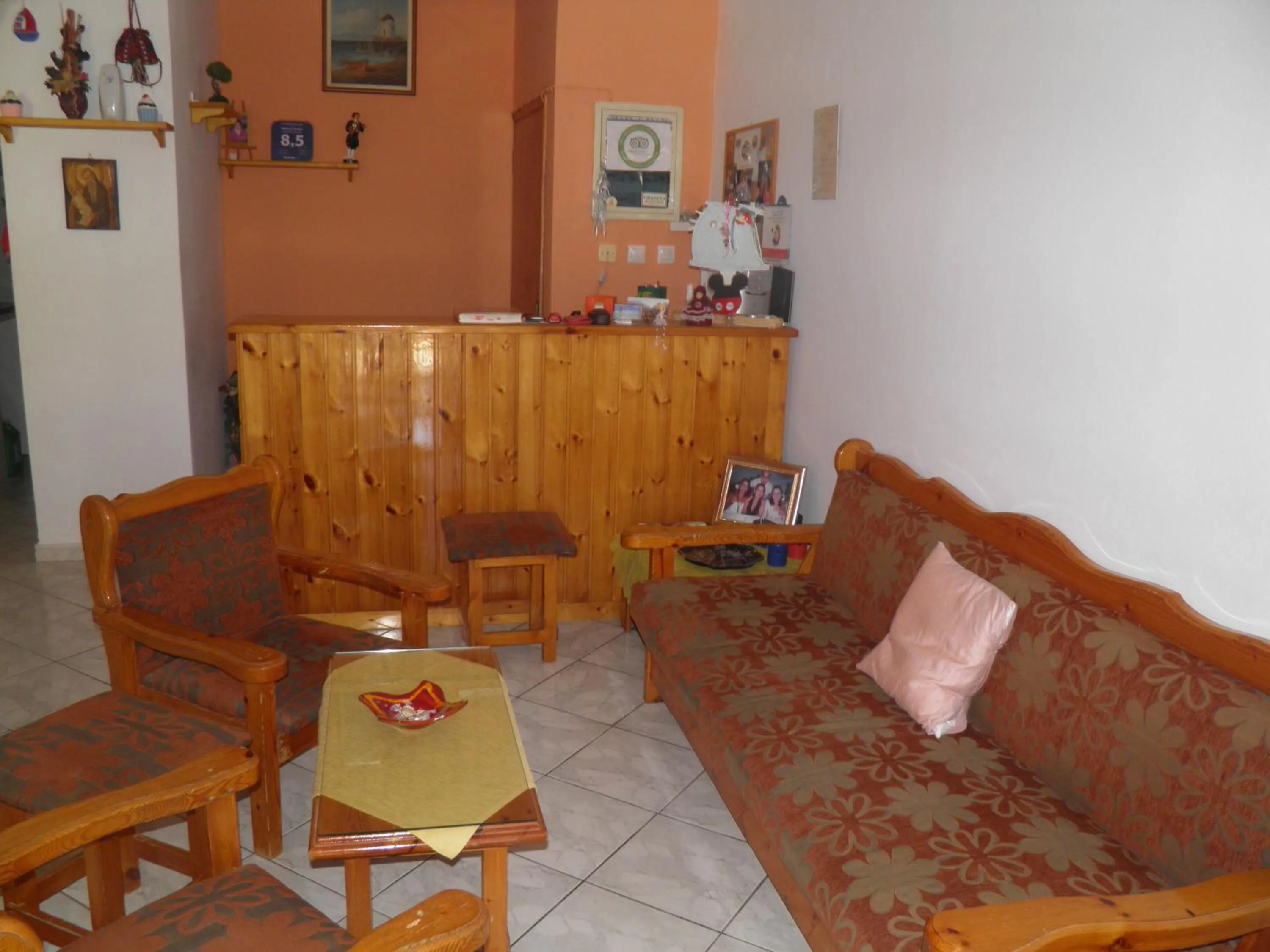 Living room in Galaxias Studios