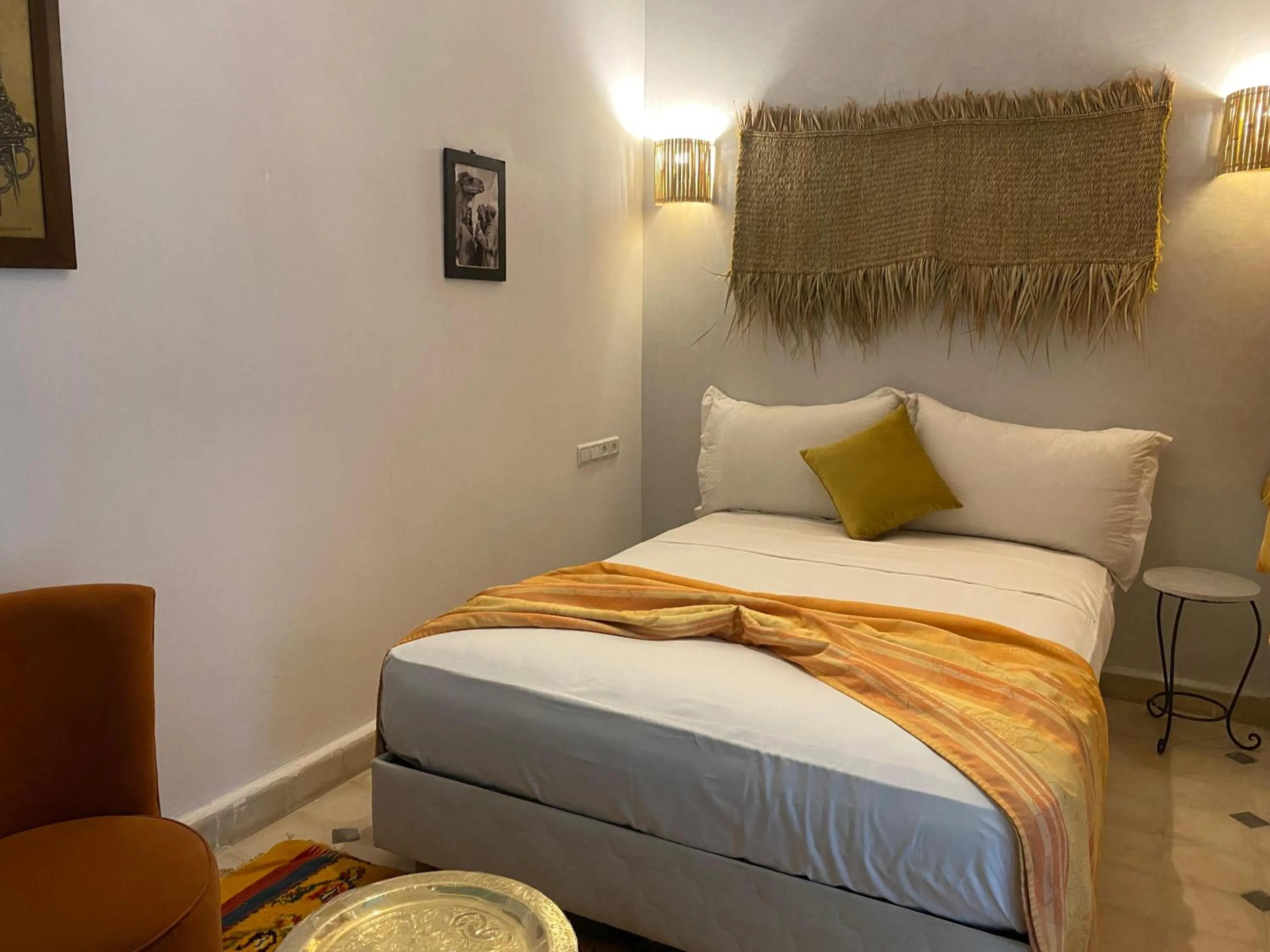 Bed in Riad Deux Palmiers