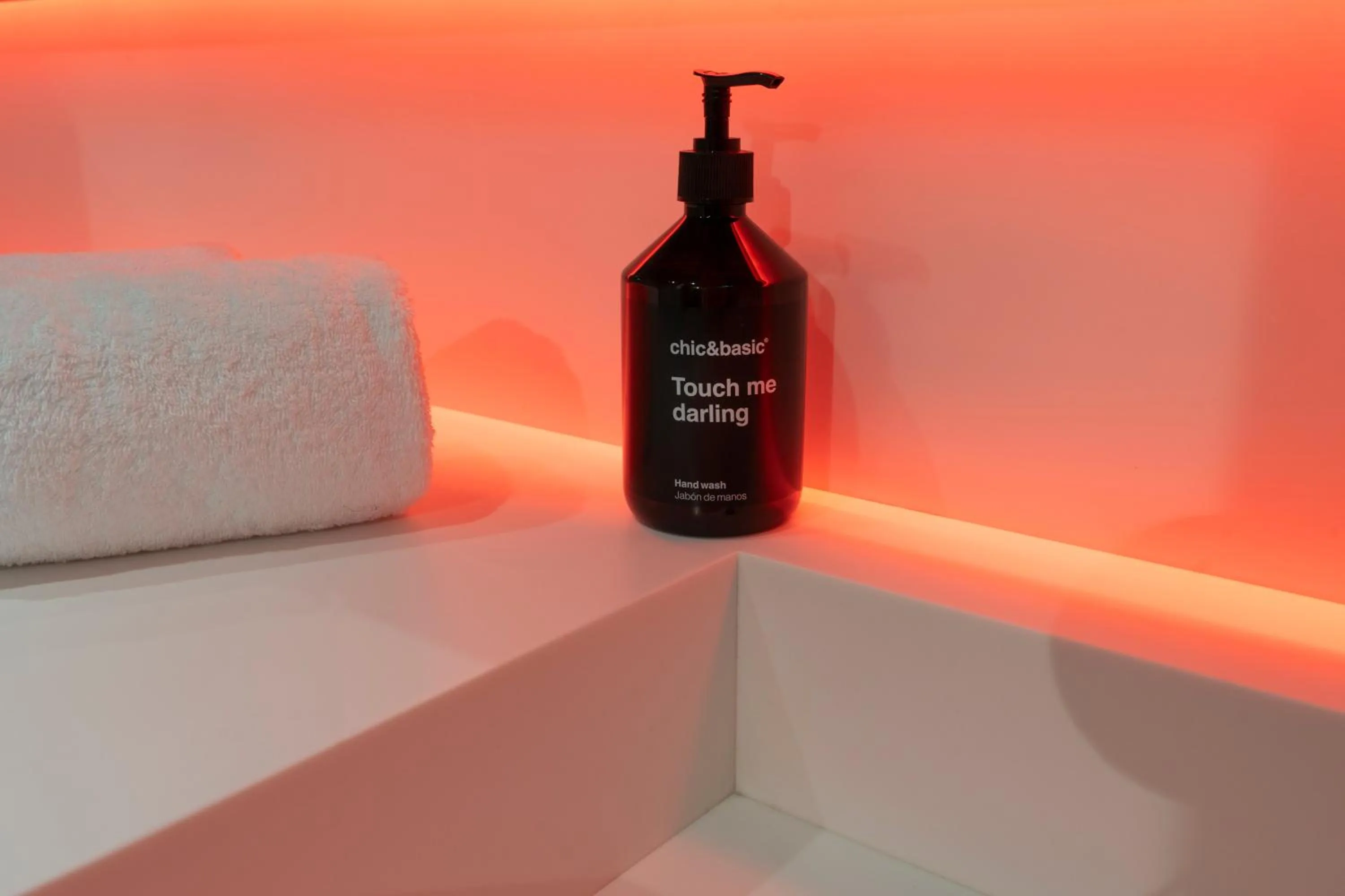 Bathroom in chic&basic Reding