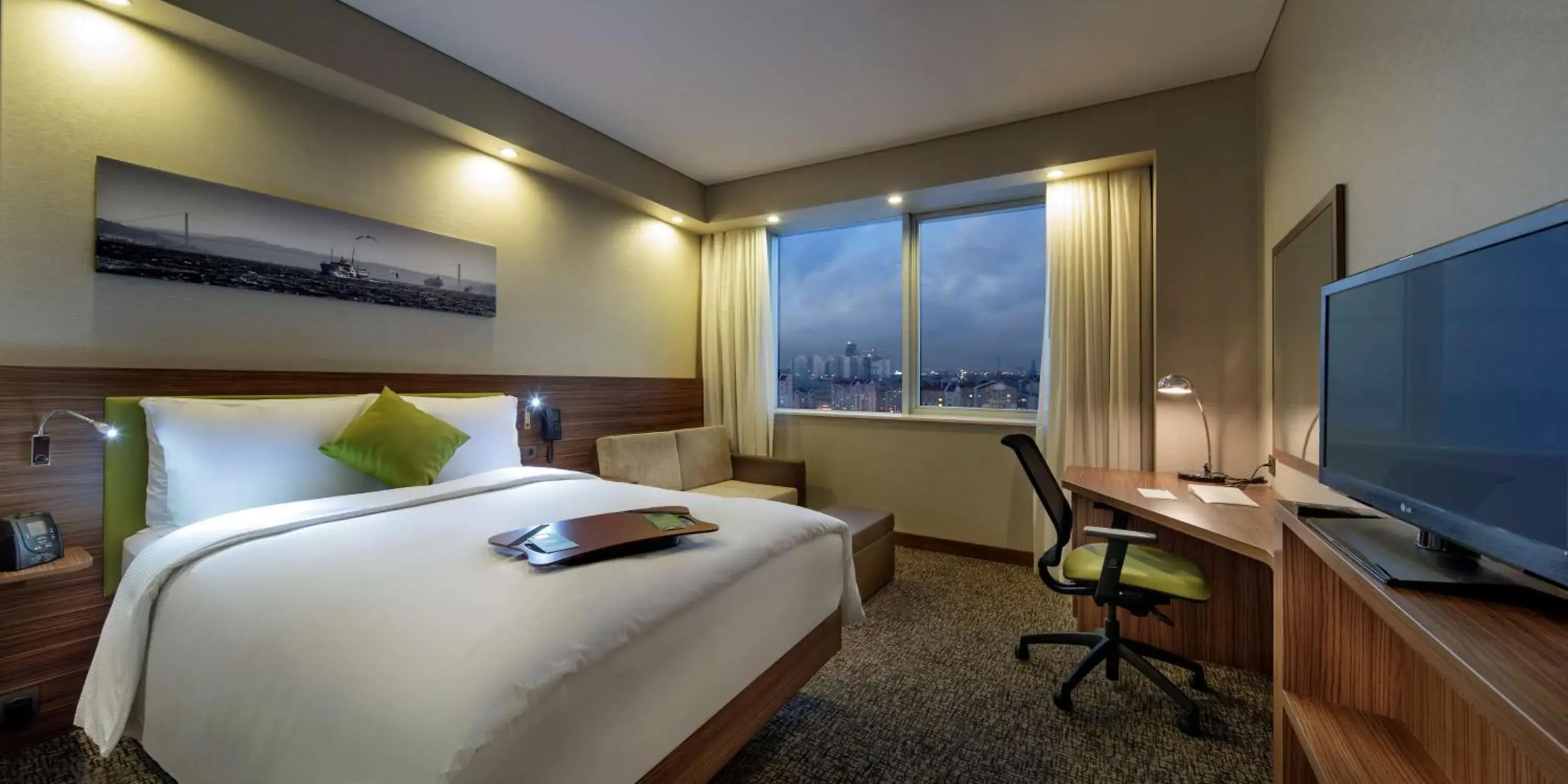 Bedroom, Bed in Hampton by Hilton Istanbul Kayasehir Bedroom, Bed in Hampton by Hilton Istanbul Kayasehir