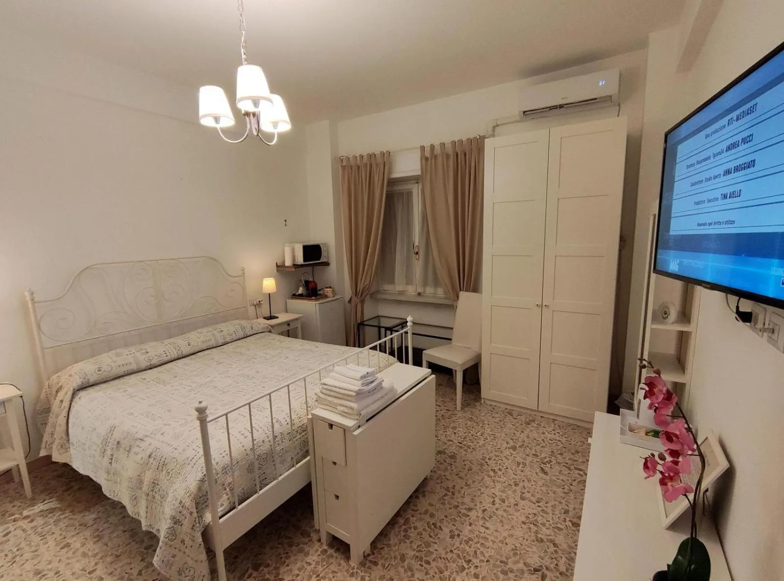 Bed in Sergio Tourist Rental close Tiburtina Station