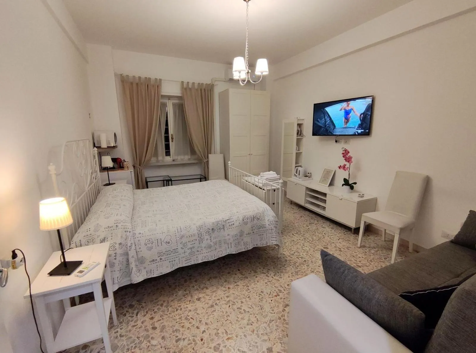 Bed in Sergio Tourist Rental close Tiburtina Station