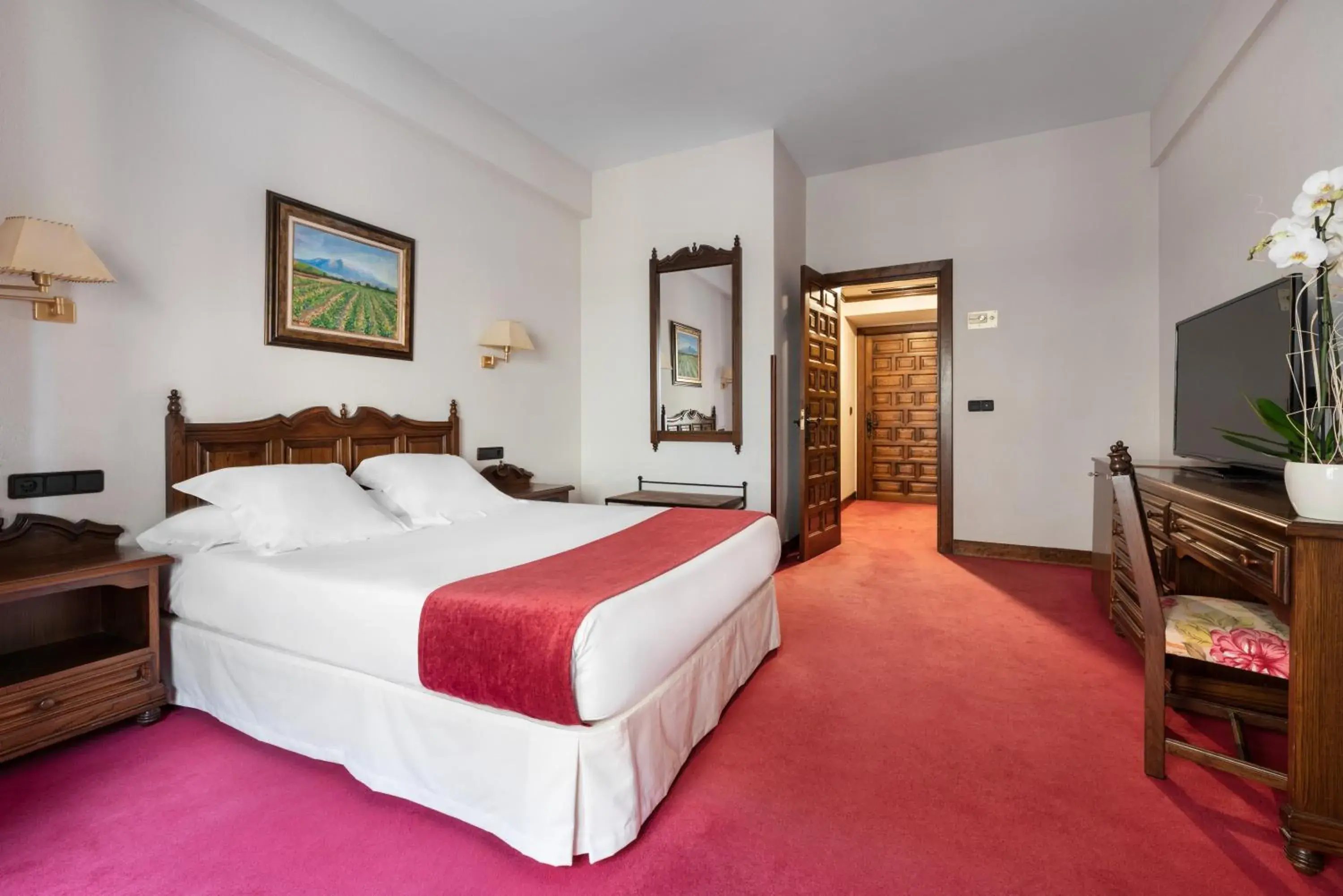 Bed in Eurostars Los Agustinos Bed in Eurostars Los Agustinos