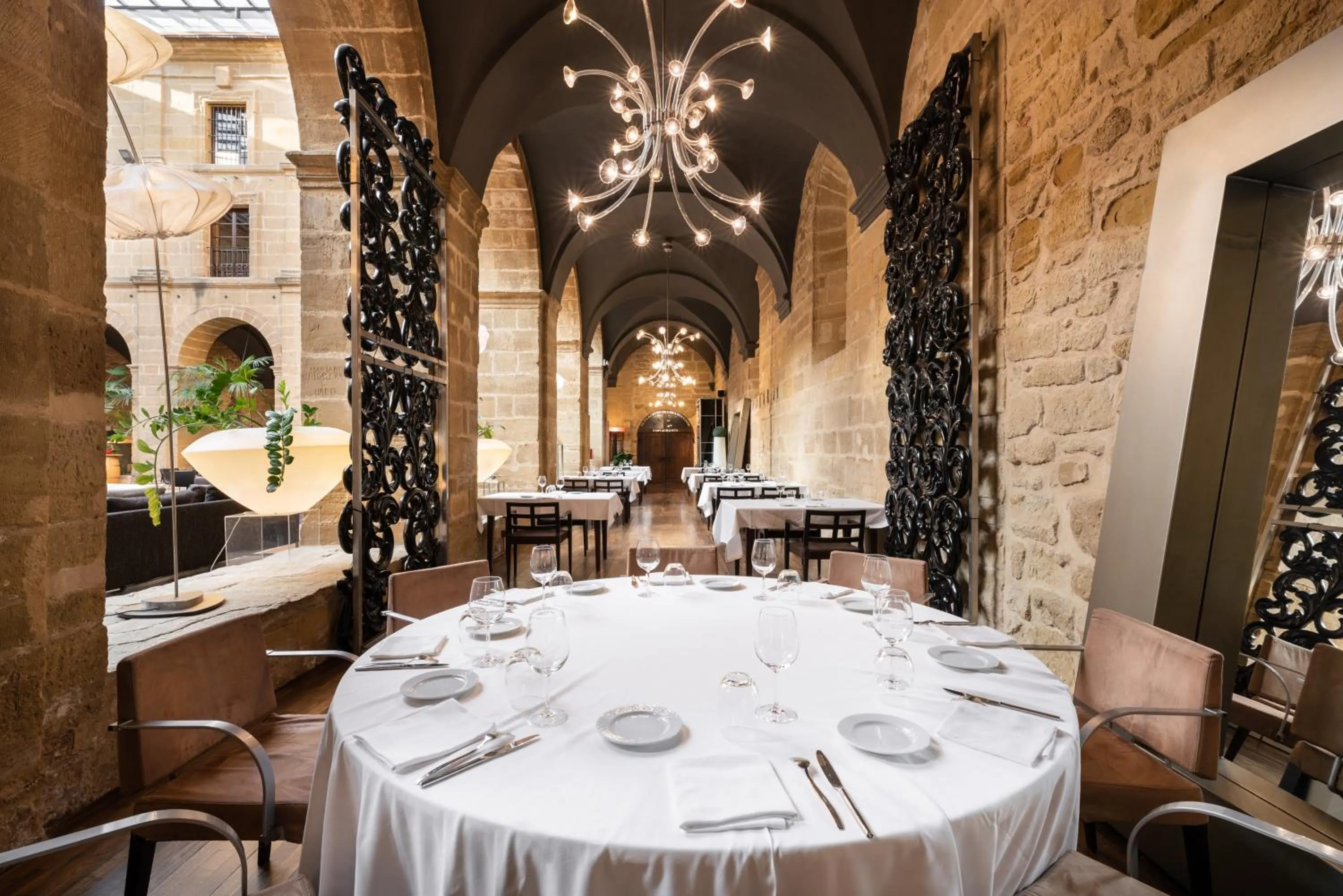 Restaurant/places to eat in Eurostars Los Agustinos