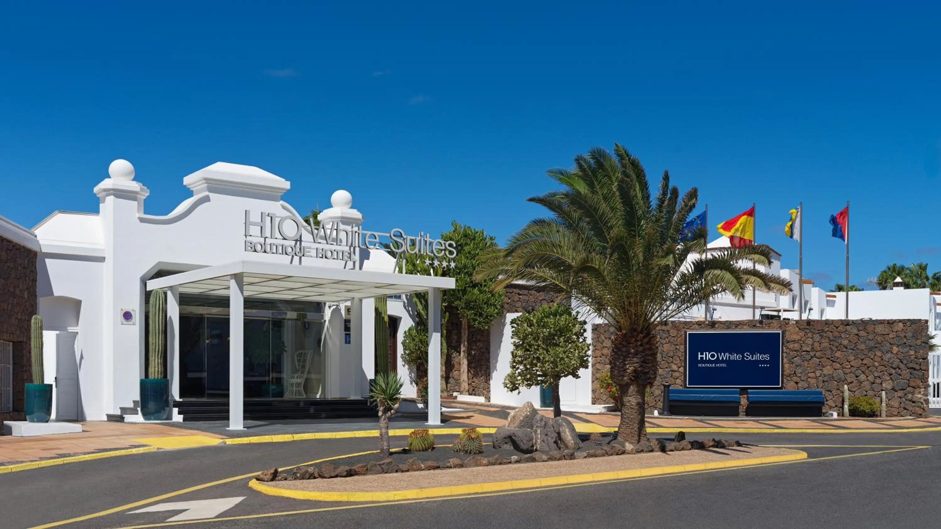 Property building in Boutique Hotel H10 White Suites - Adults Only