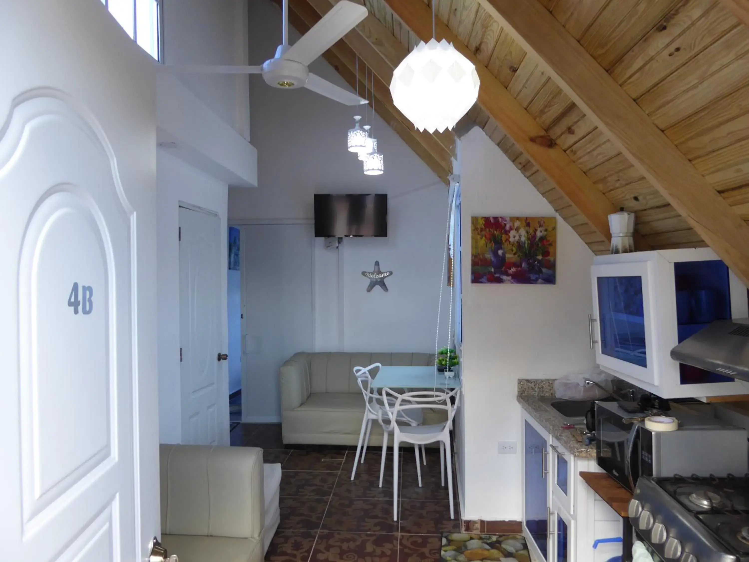 Penthouse Apartment in CortLang Vacation Rentals, El Pueblito Penthouse Apartment in CortLang Vacation Rentals, El Pueblito