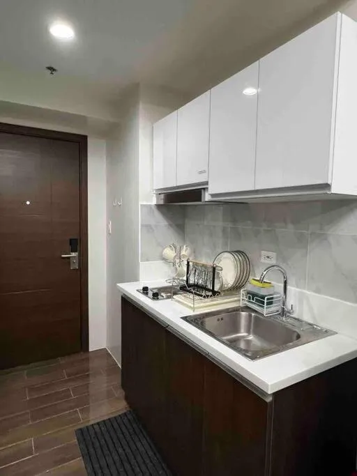 Air Residences - 1Bedroom Unit with Balcony - Wifi & Netflix