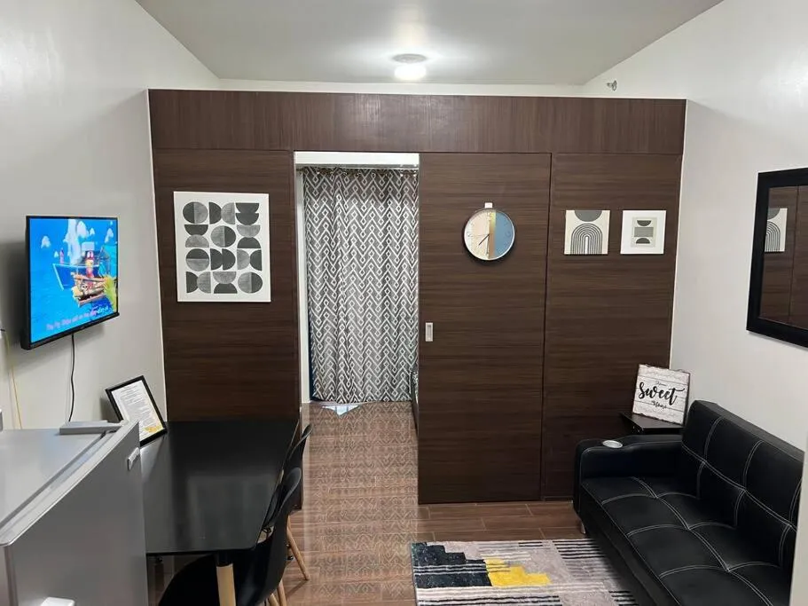 Air Residences - 1Bedroom Unit with Balcony - Wifi & Netflix