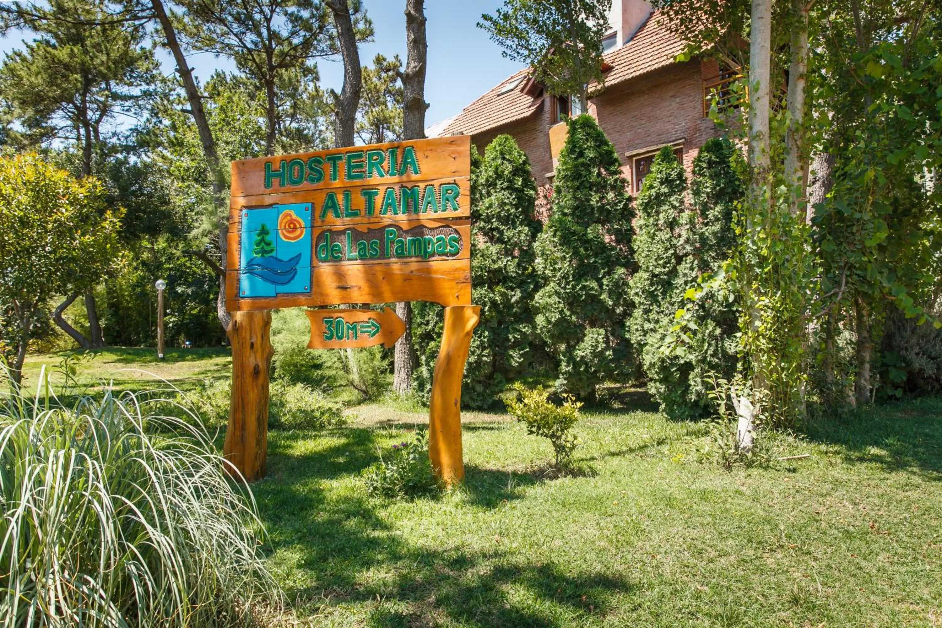 Hostería y Cabañas Altamar De Las Pampas
