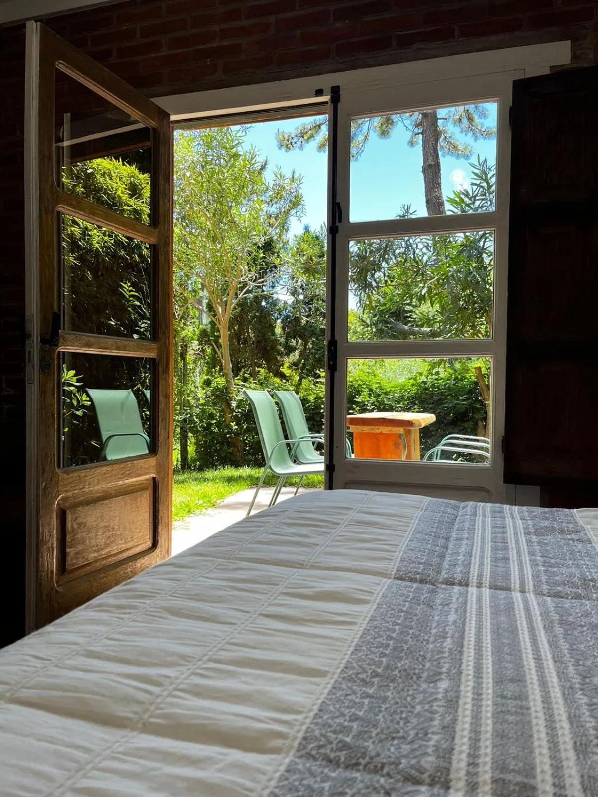 Photo of the whole room, Bed in Hostería y Cabañas Altamar De Las Pampas