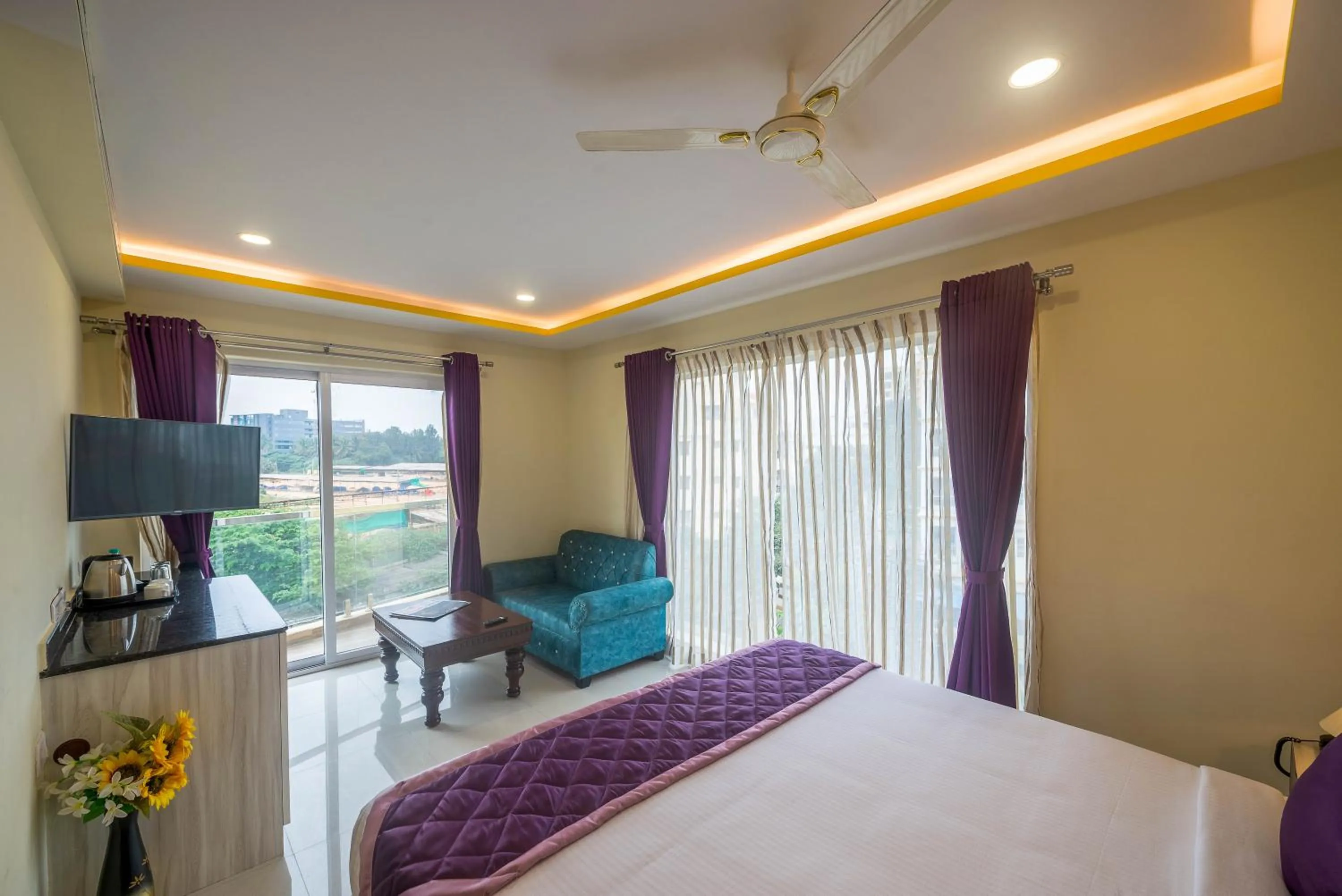 Bed in Zenith Hotels Hebbal Bangalore