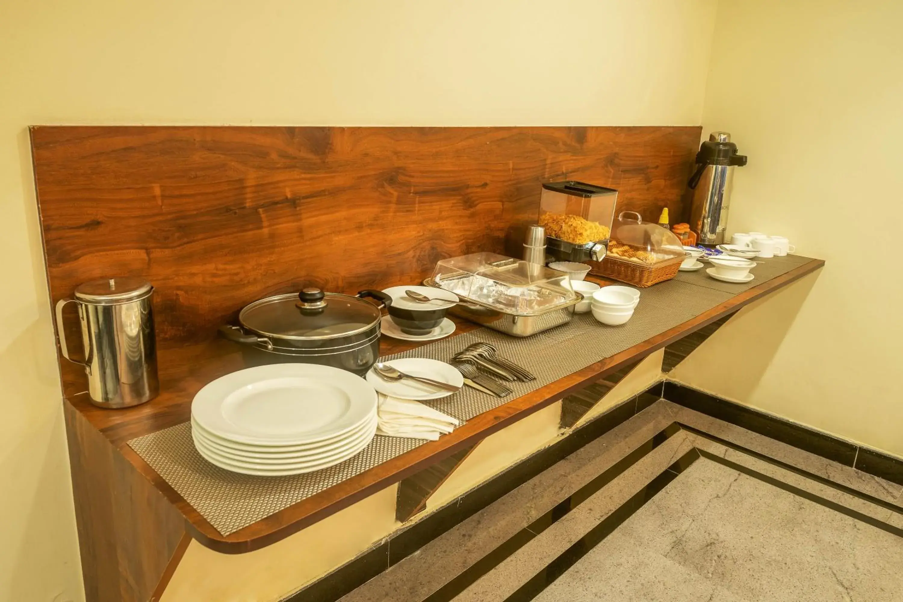 Restaurant/places to eat in Zenith Hotels Hebbal Bangalore Restaurant/places to eat in Zenith Hotels Hebbal Bangalore