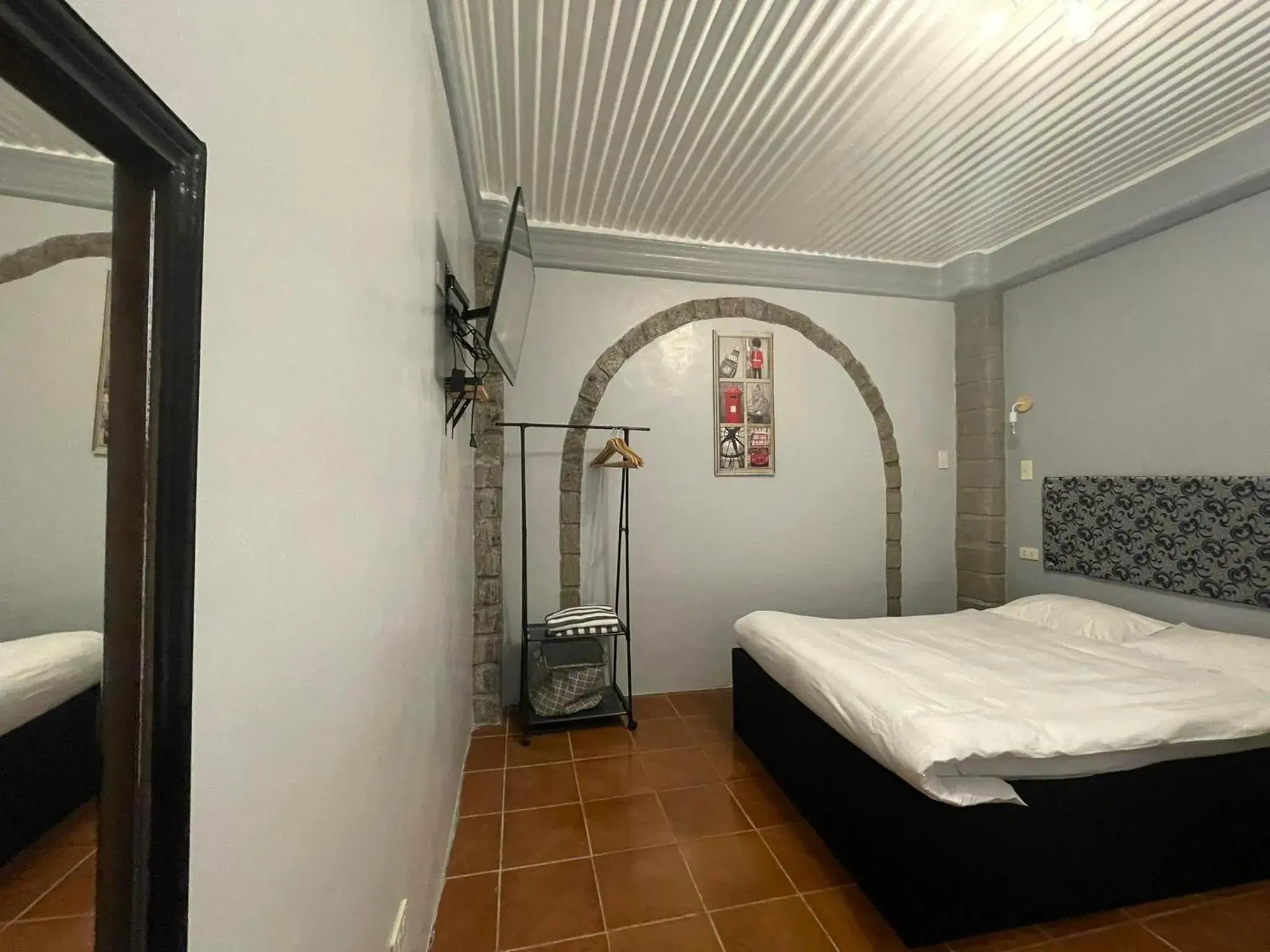 Standard Double Room in Sunbloom Beachfront Hotel and Restaurant Zambales Standard Double Room in Sunbloom Beachfront Hotel and Restaurant Zambales