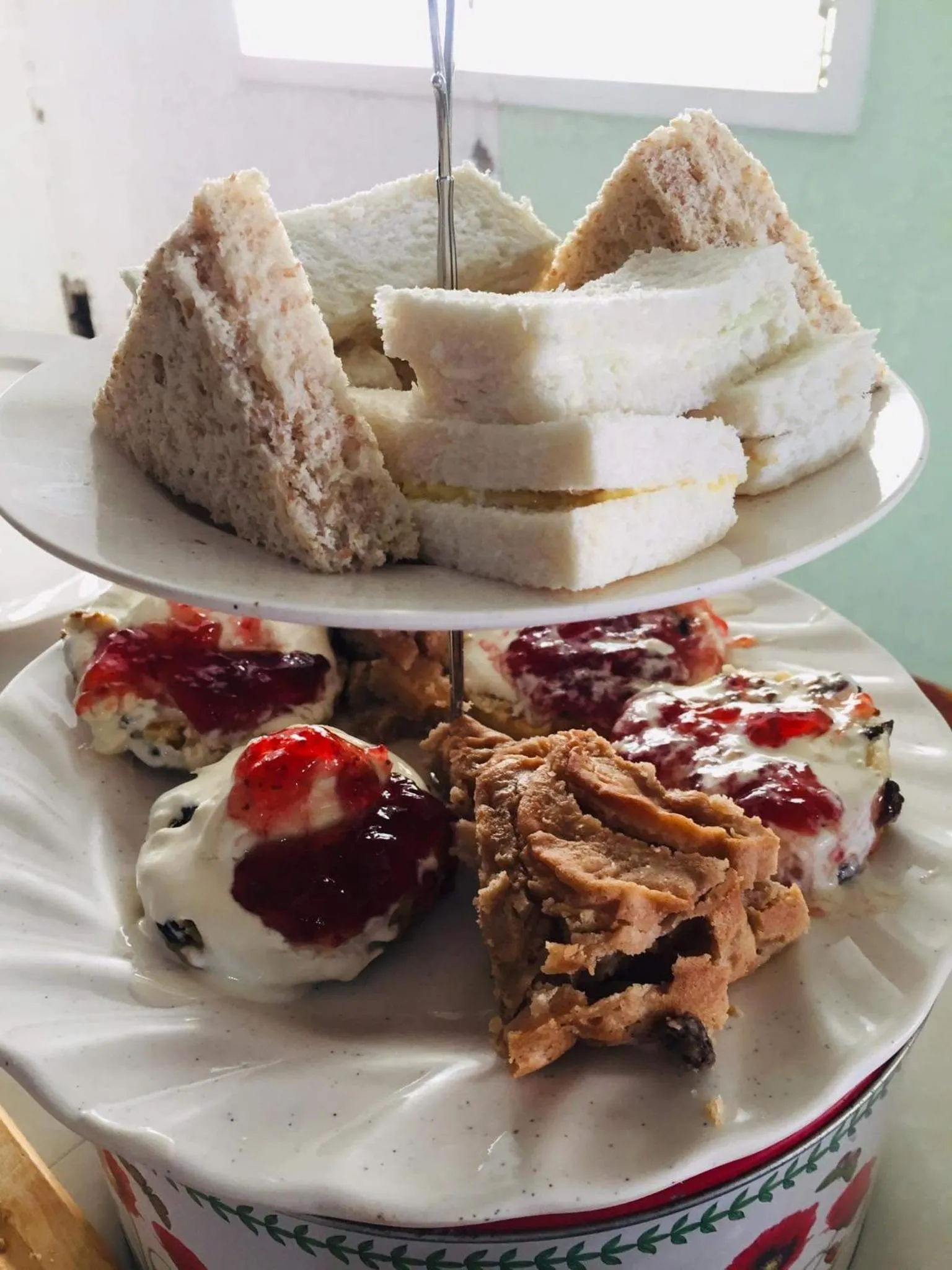 Sunbloom Beachfront Hotel and Restaurant Zambales