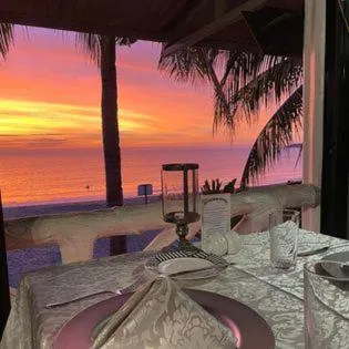 Sunbloom Beachfront Hotel and Restaurant Zambales