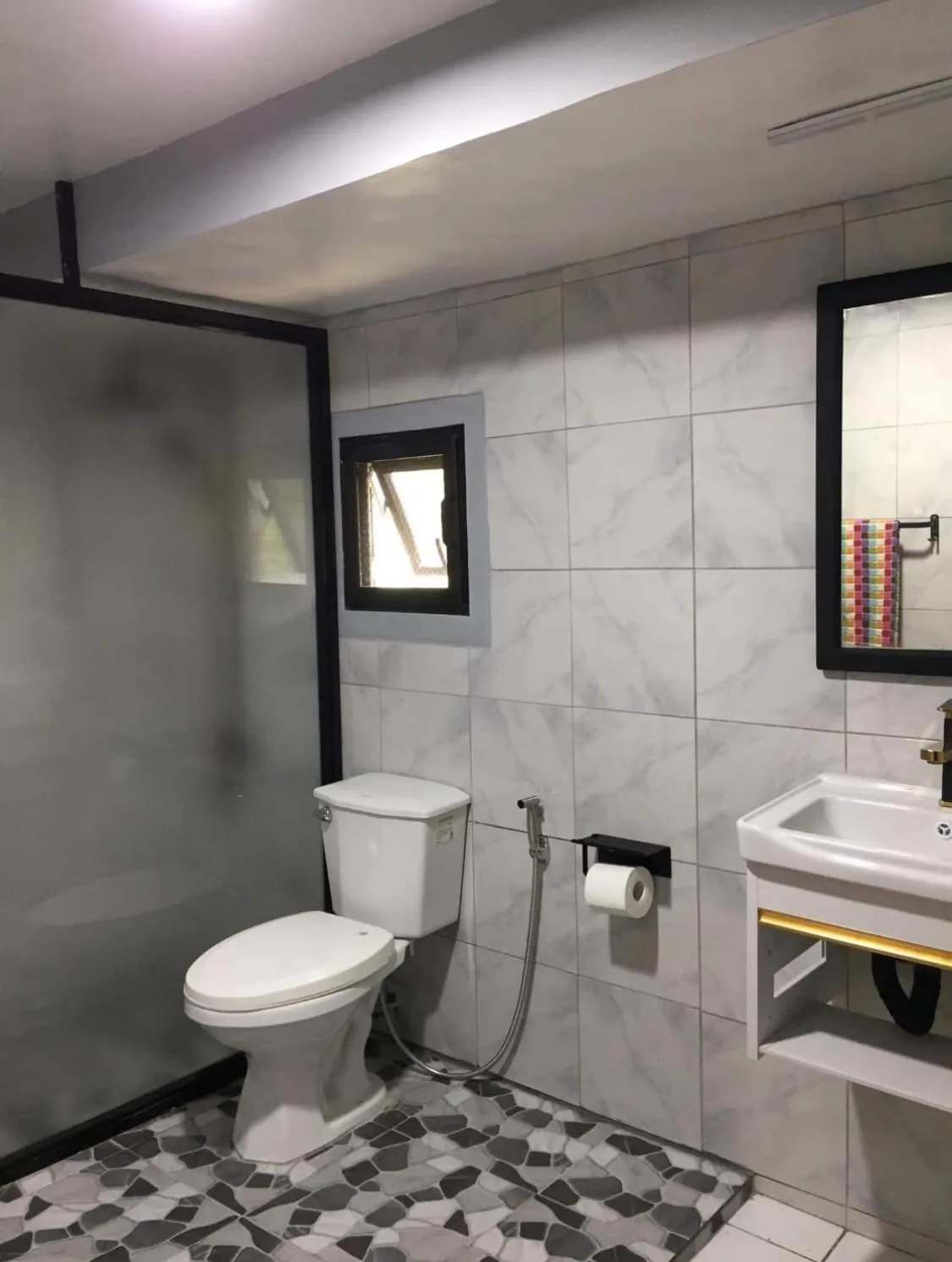 Sunbloom Beachfront Hotel and Restaurant Zambales