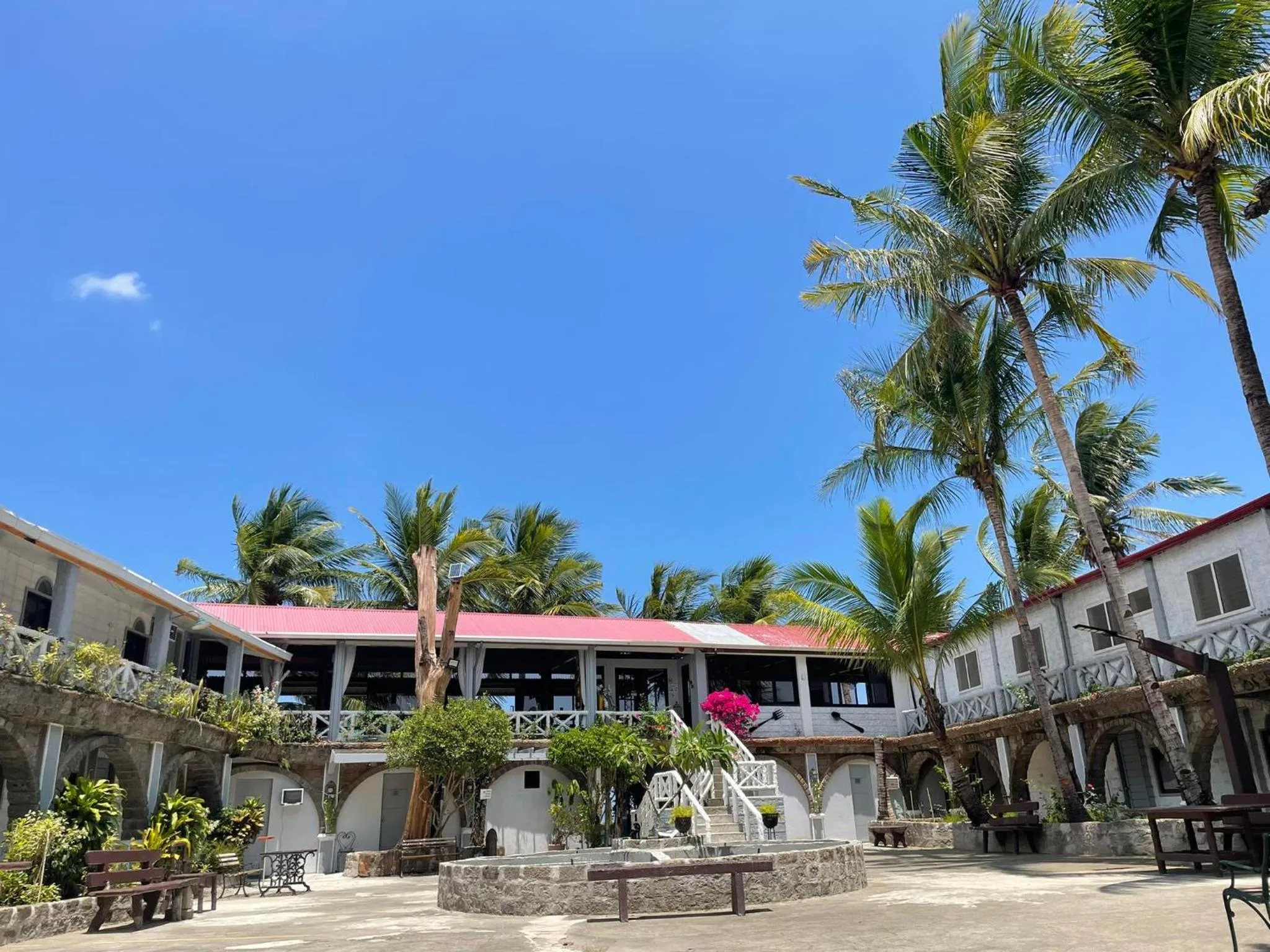Sunbloom Beachfront Hotel and Restaurant Zambales