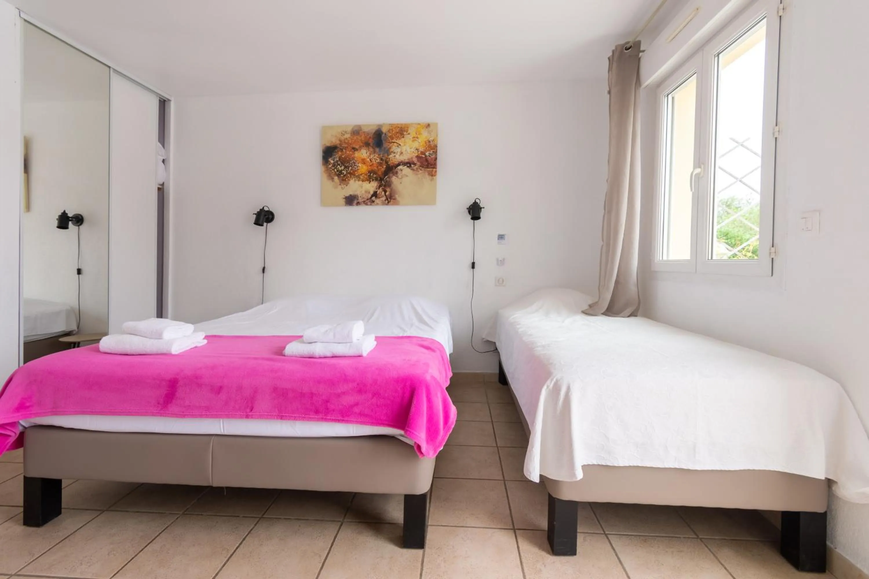 Bed in Logis hôtel restaurant Le clos saint loup