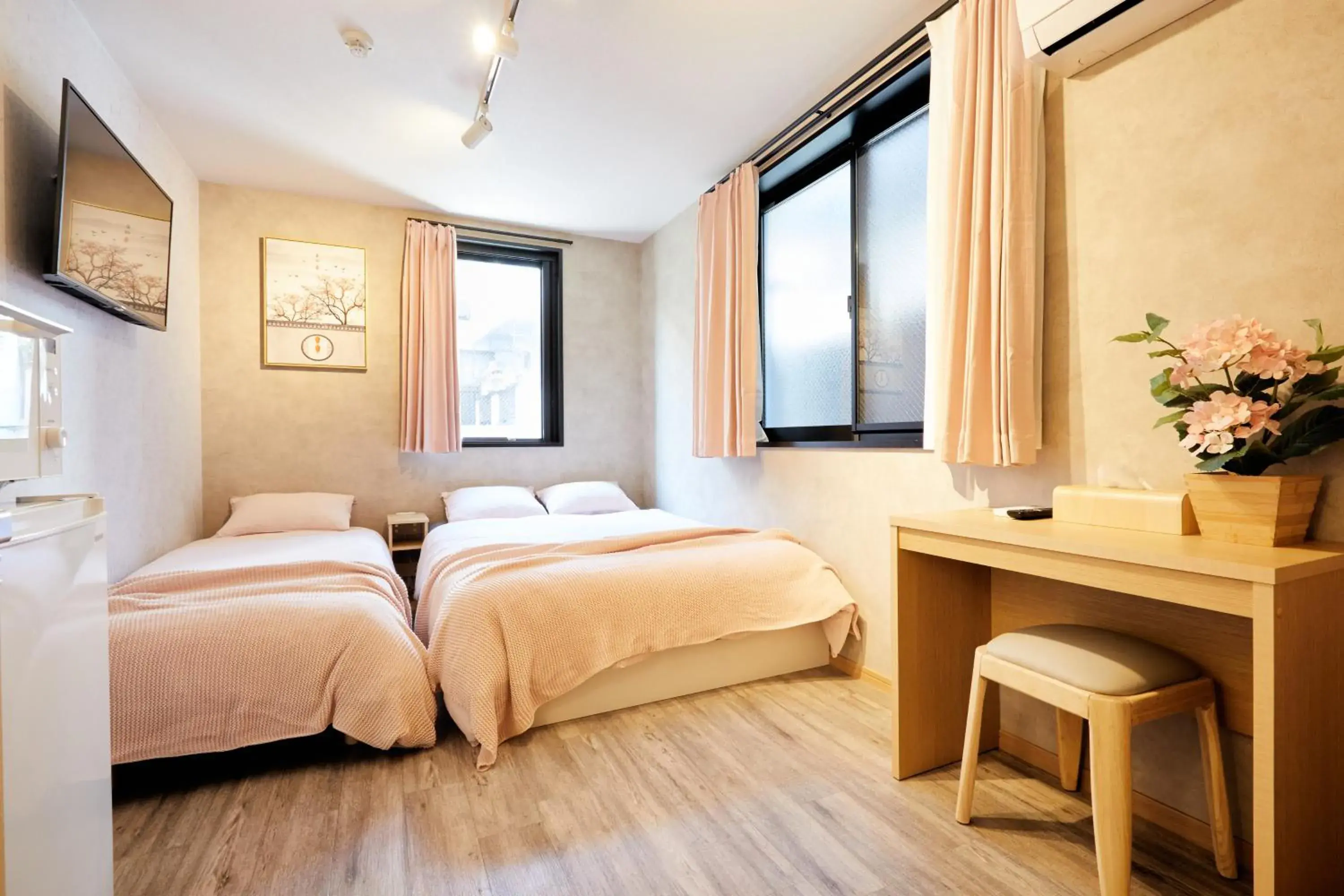 One-Bedroom Apartment in Designed apart ment Yamanote Line Shin-Okubo Sta 3 min walk One-Bedroom Apartment in Designed apart ment Yamanote Line Shin-Okubo Sta 3 min walk