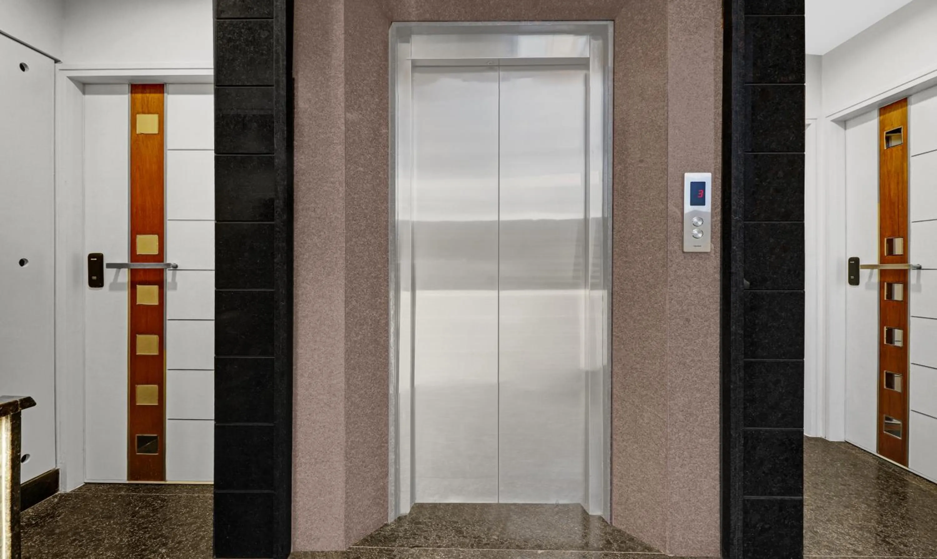 elevator in Treebo Elite Heritage