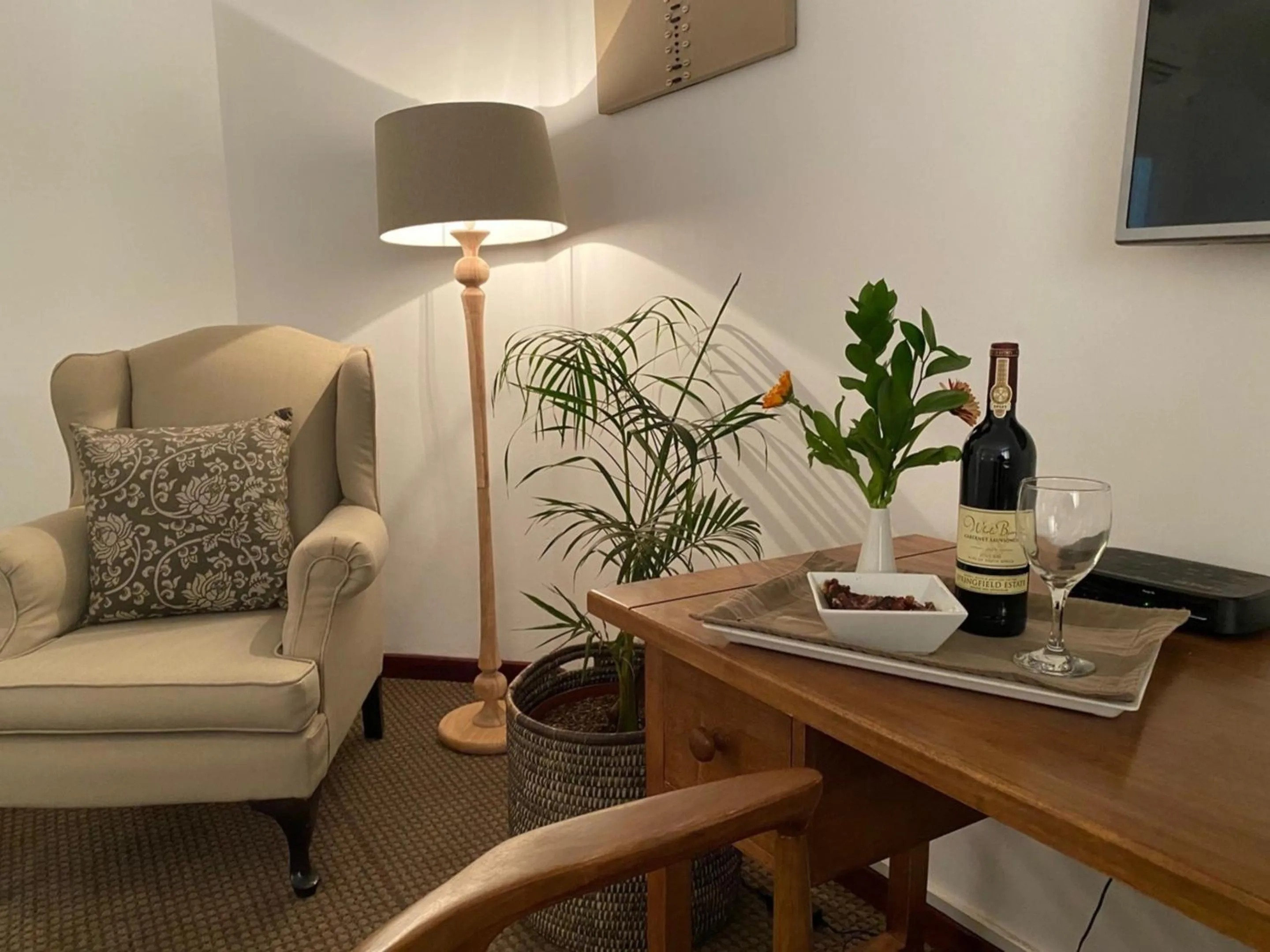 Seating area in Burley House by Ulendo