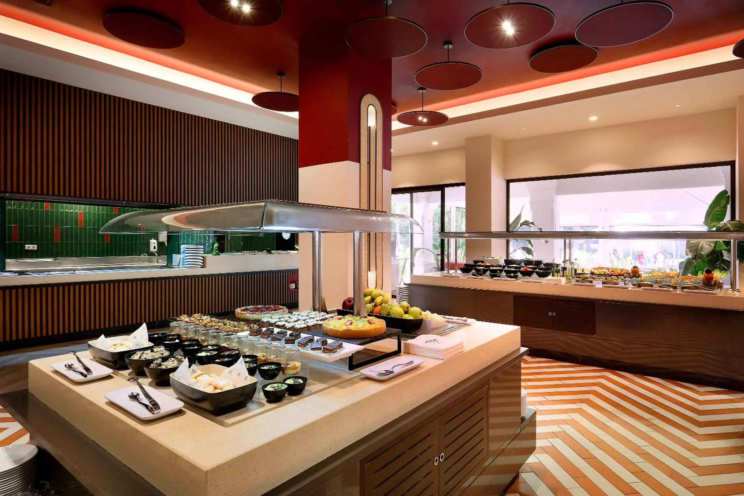 Restaurant/places to eat in Hard Rock Hotel Marbella - Puerto Banús Restaurant/places to eat in Hard Rock Hotel Marbella - Puerto Banús