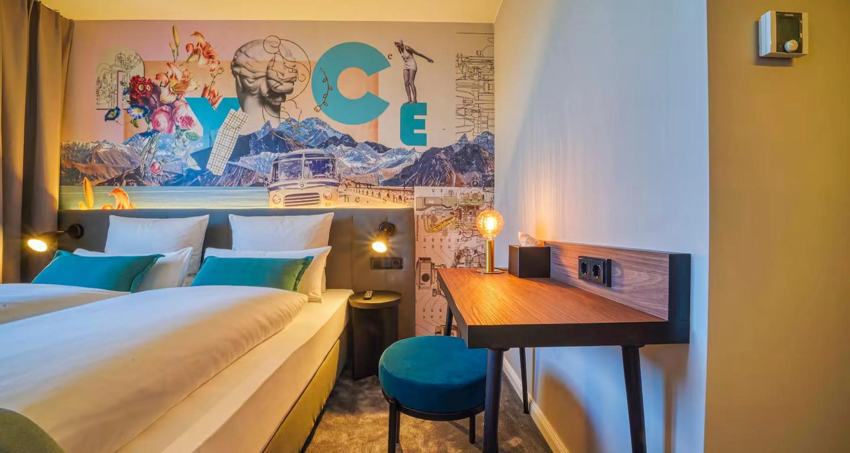 Photo of the whole room, Bed in PLAZA INN Ulm