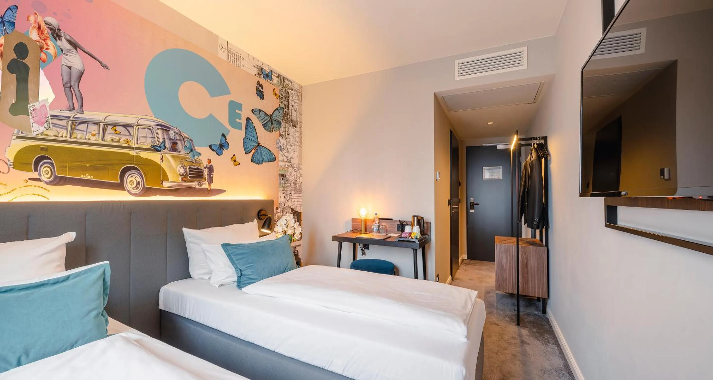 Photo of the whole room, Bed in PLAZA INN Ulm