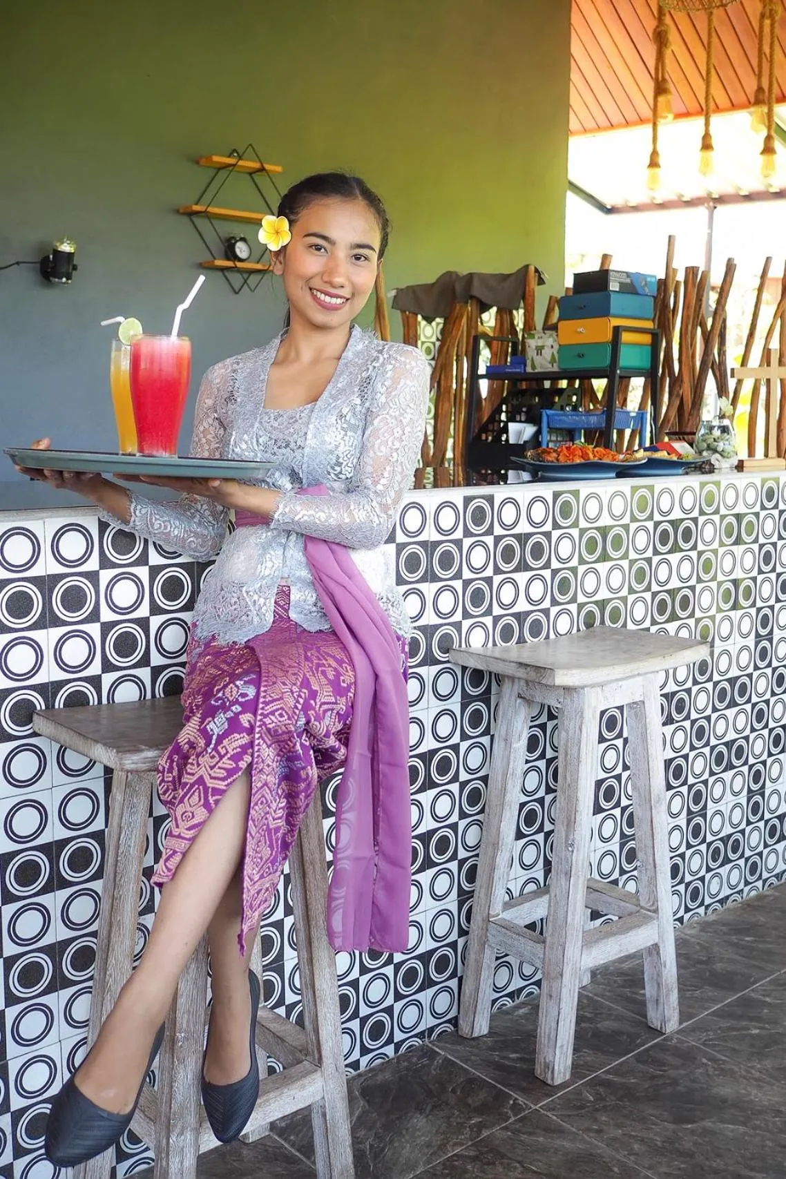 Restaurant/places to eat in THE DARA HILL