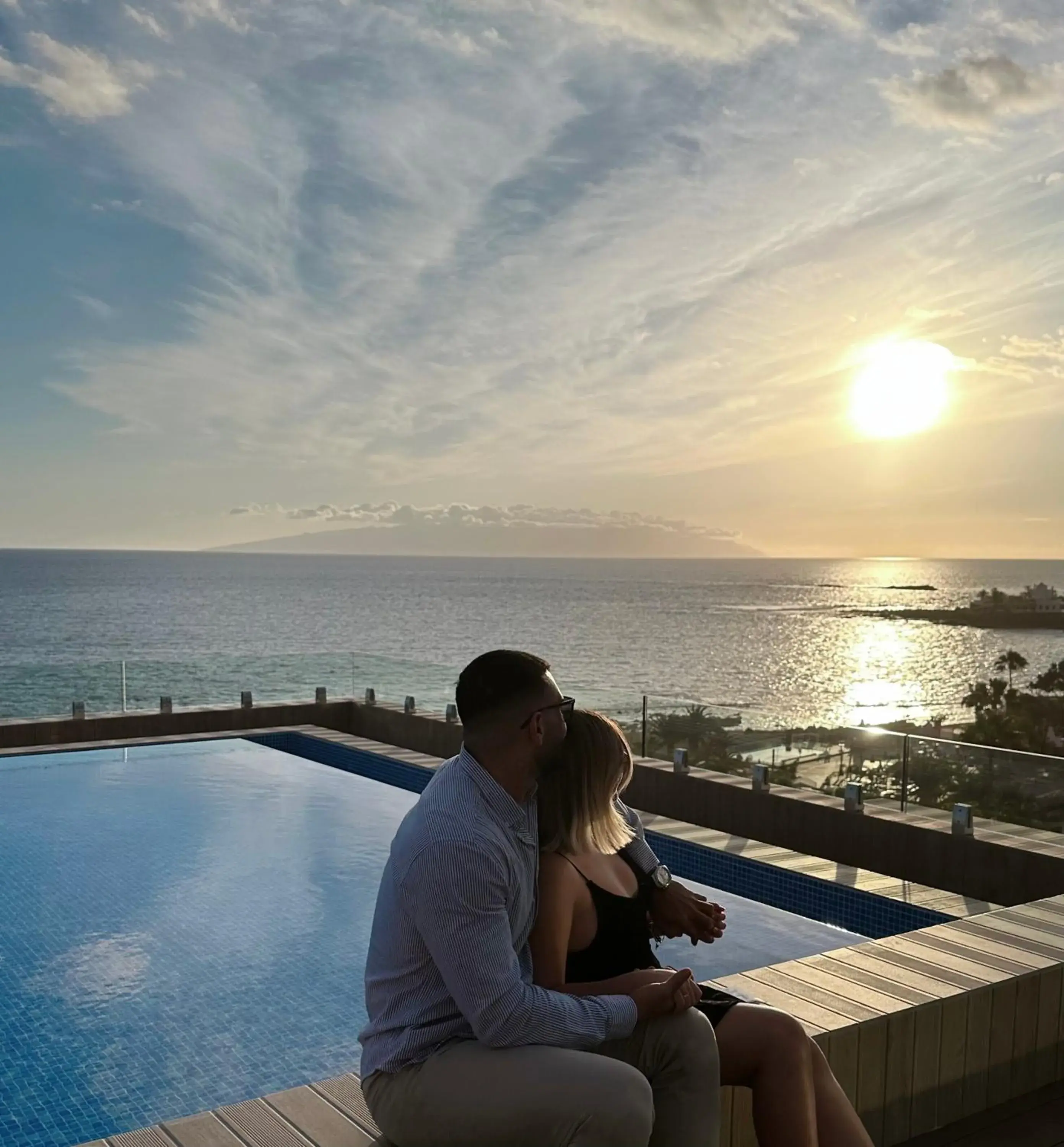 Swimming pool in H10 Costa Adeje Palace Swimming pool in H10 Costa Adeje Palace