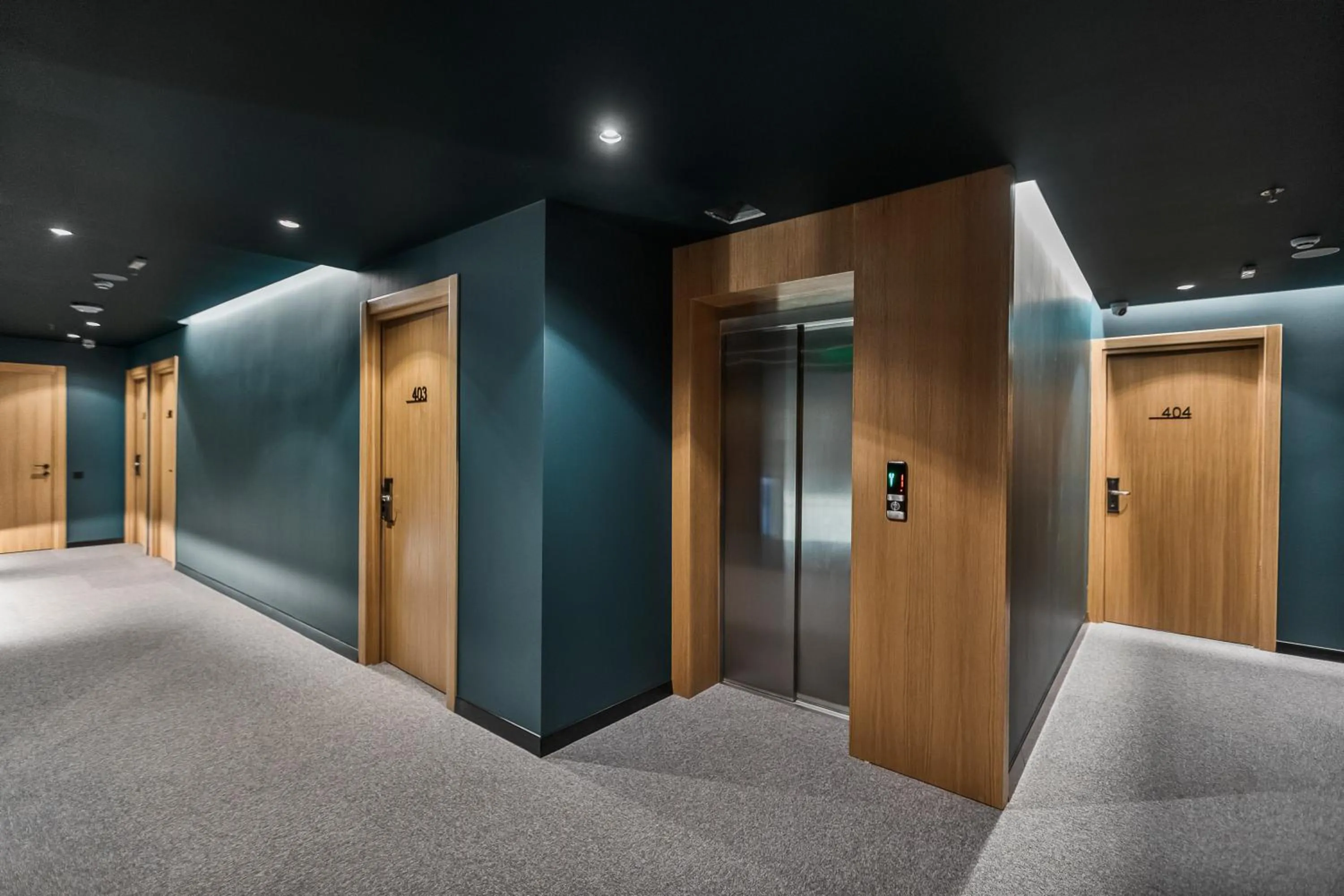 elevator in Graf Hotel