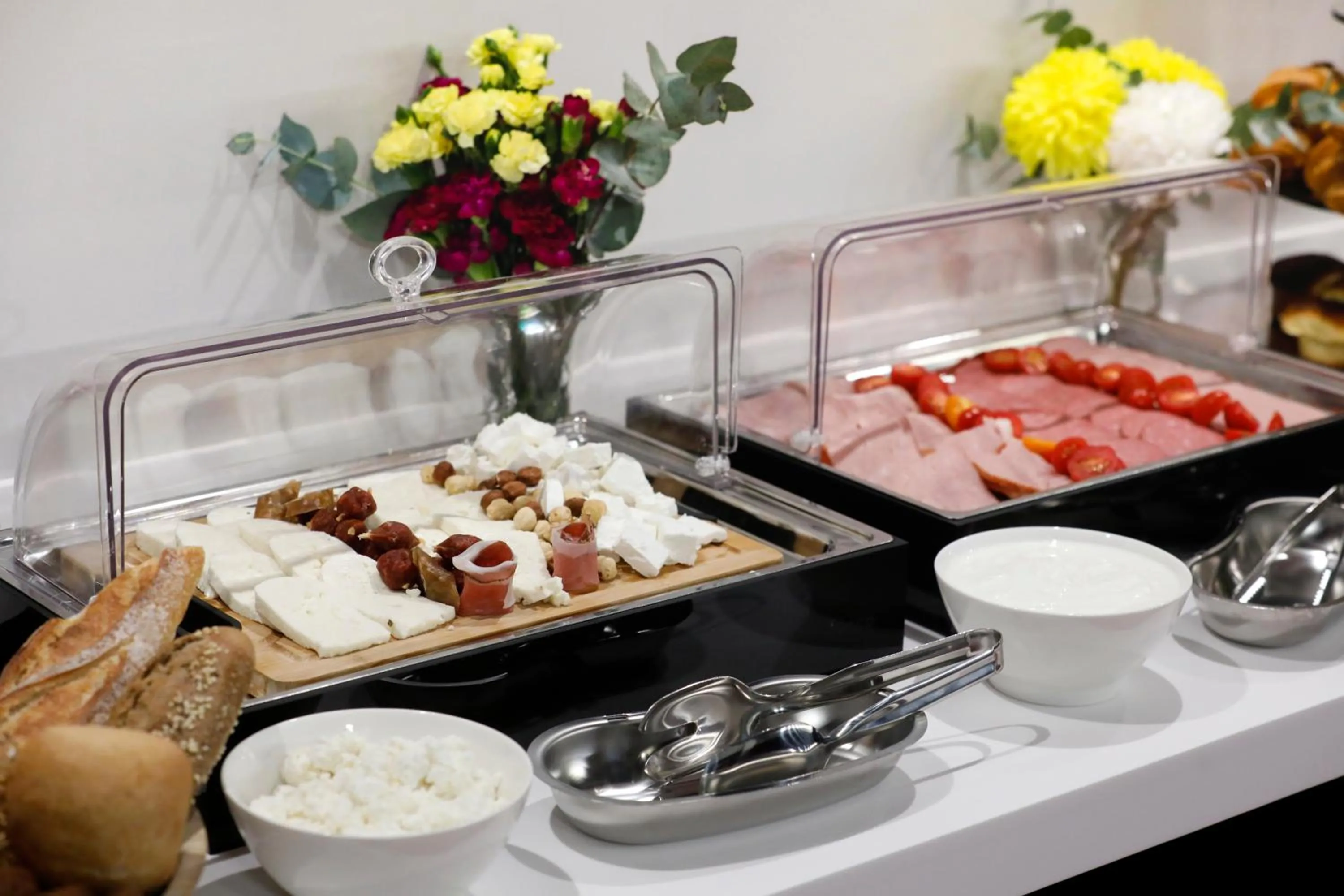 Food and drinks in Graf Hotel