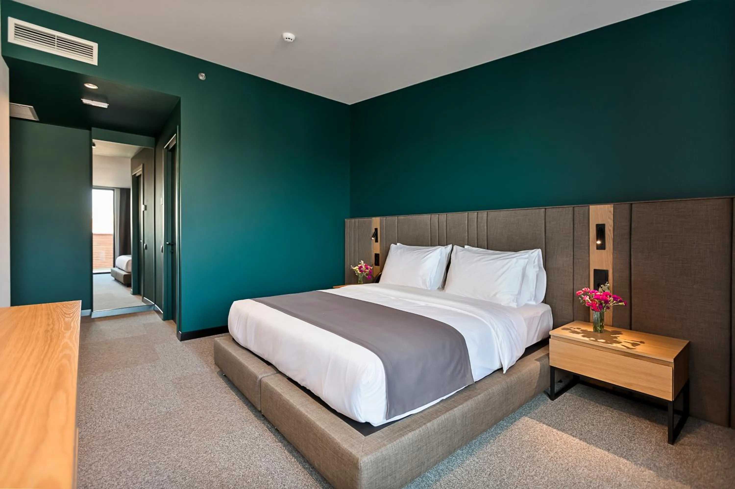 Bedroom, Bed in Graf Hotel