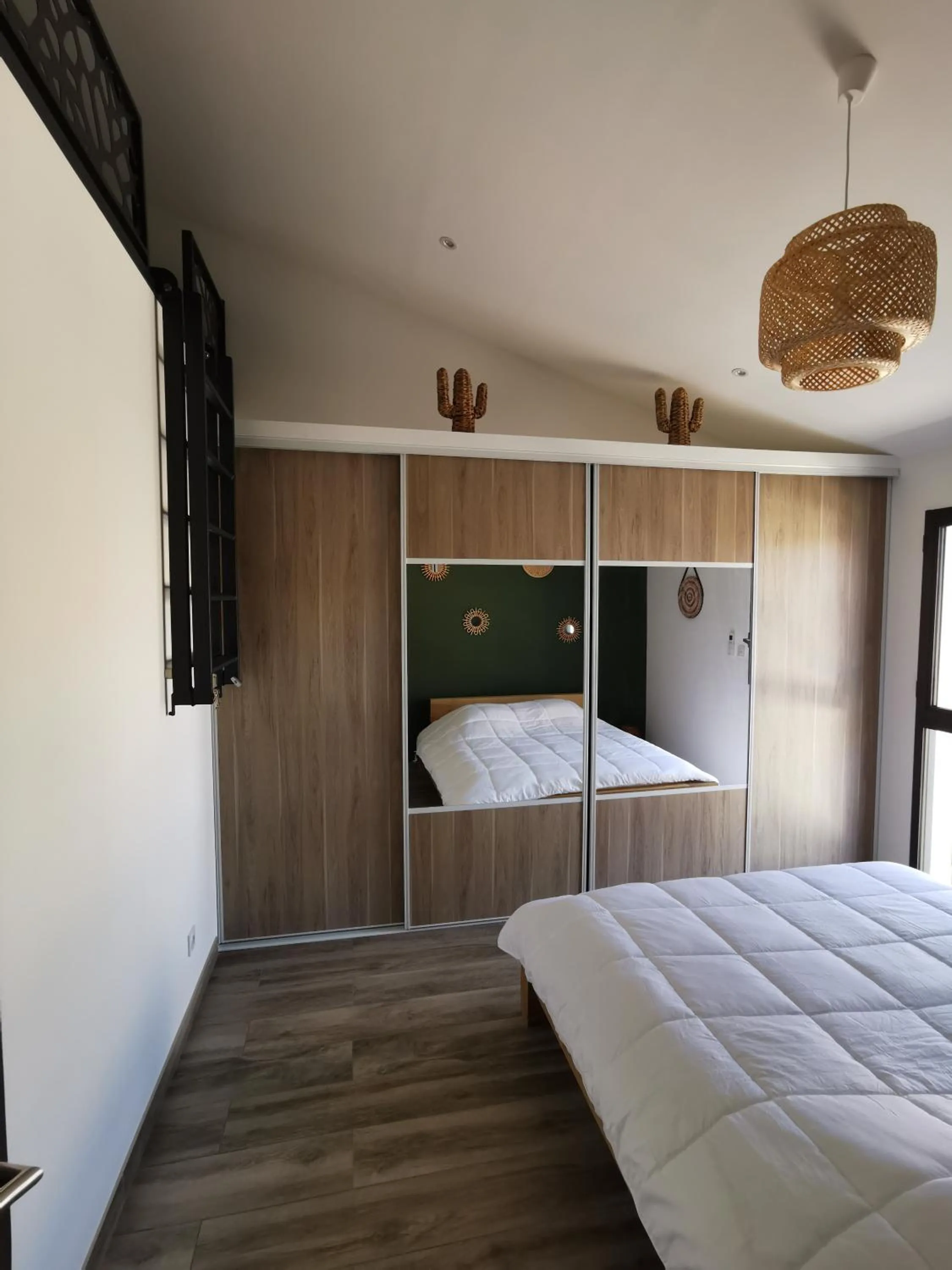 Bed in AS22351 - P3 au 2ème et dernier étage dans une résidence neuve en Centre Ville