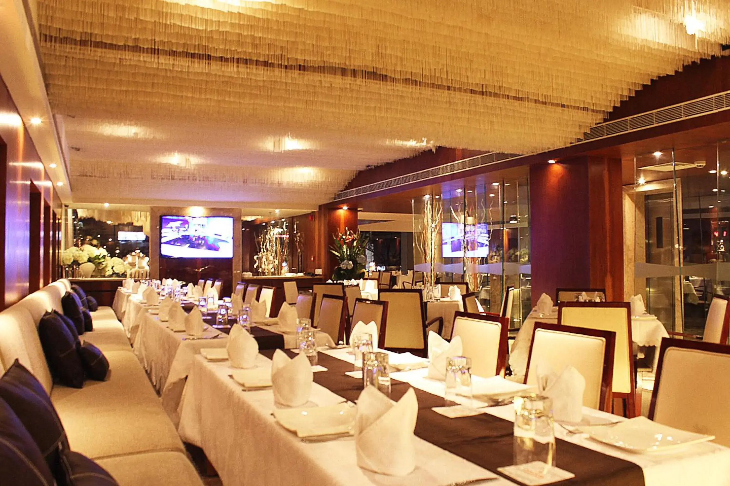Restaurant/places to eat in Celesta Hotel - Kolkata Restaurant/places to eat in Celesta Hotel - Kolkata