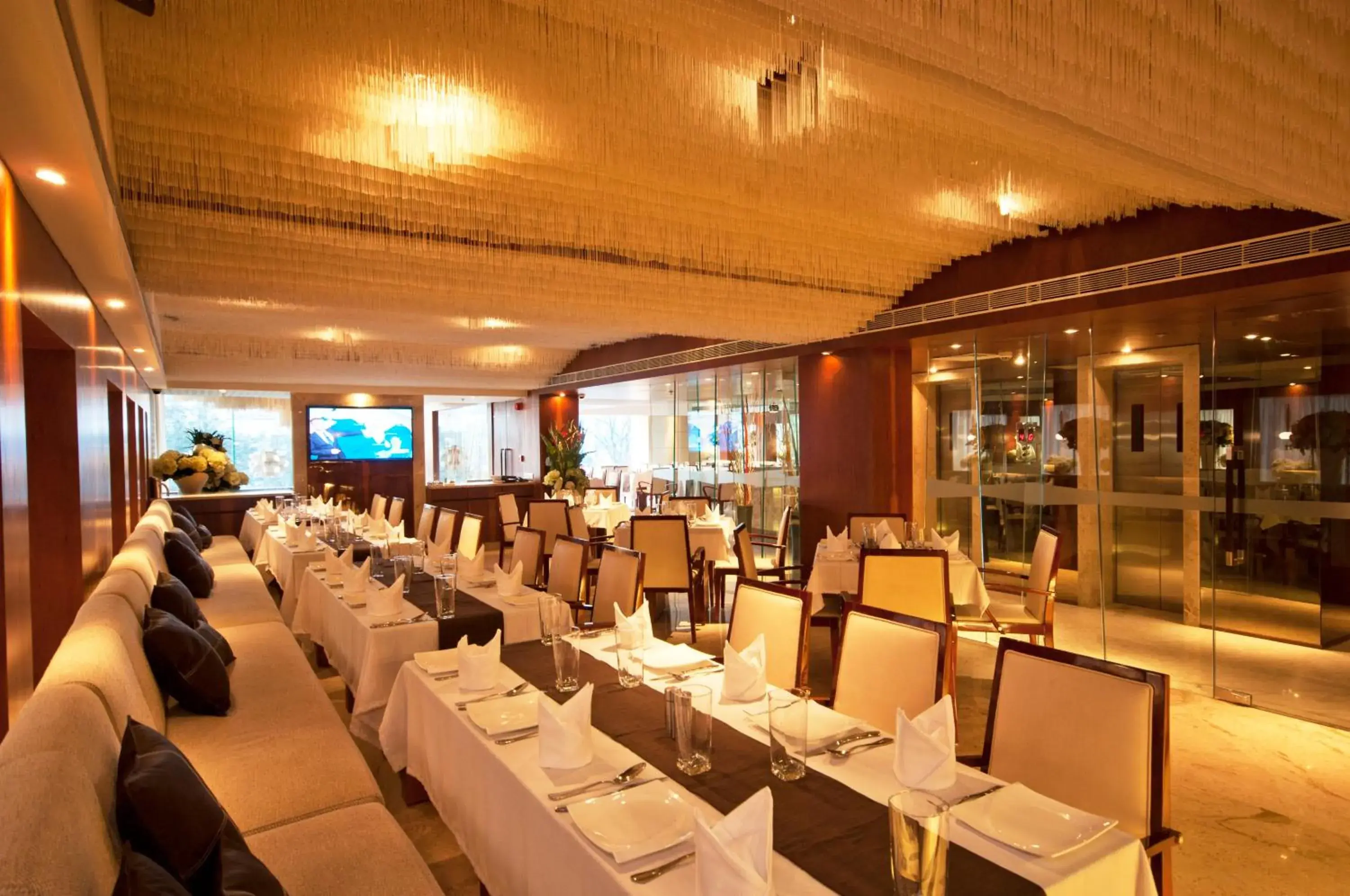 Restaurant/places to eat in Celesta Hotel - Kolkata Restaurant/places to eat in Celesta Hotel - Kolkata