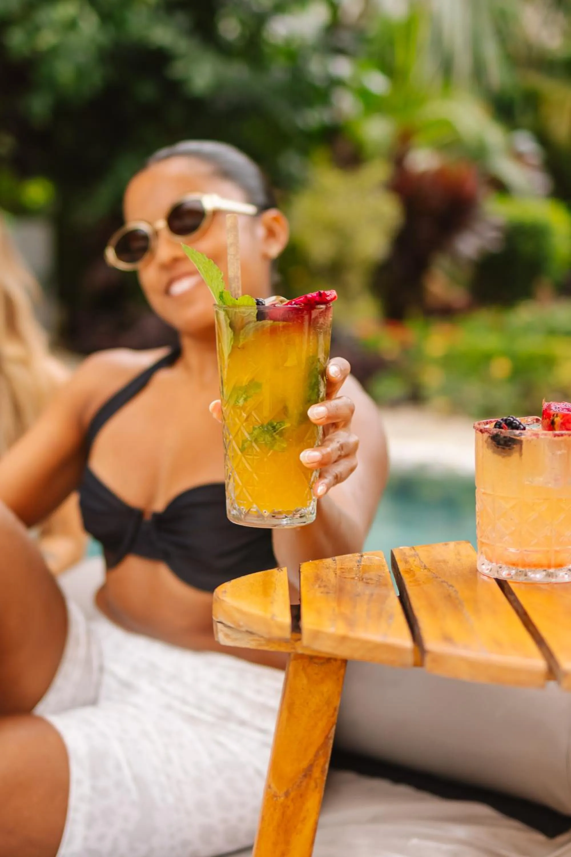 People in The Gilded Iguana