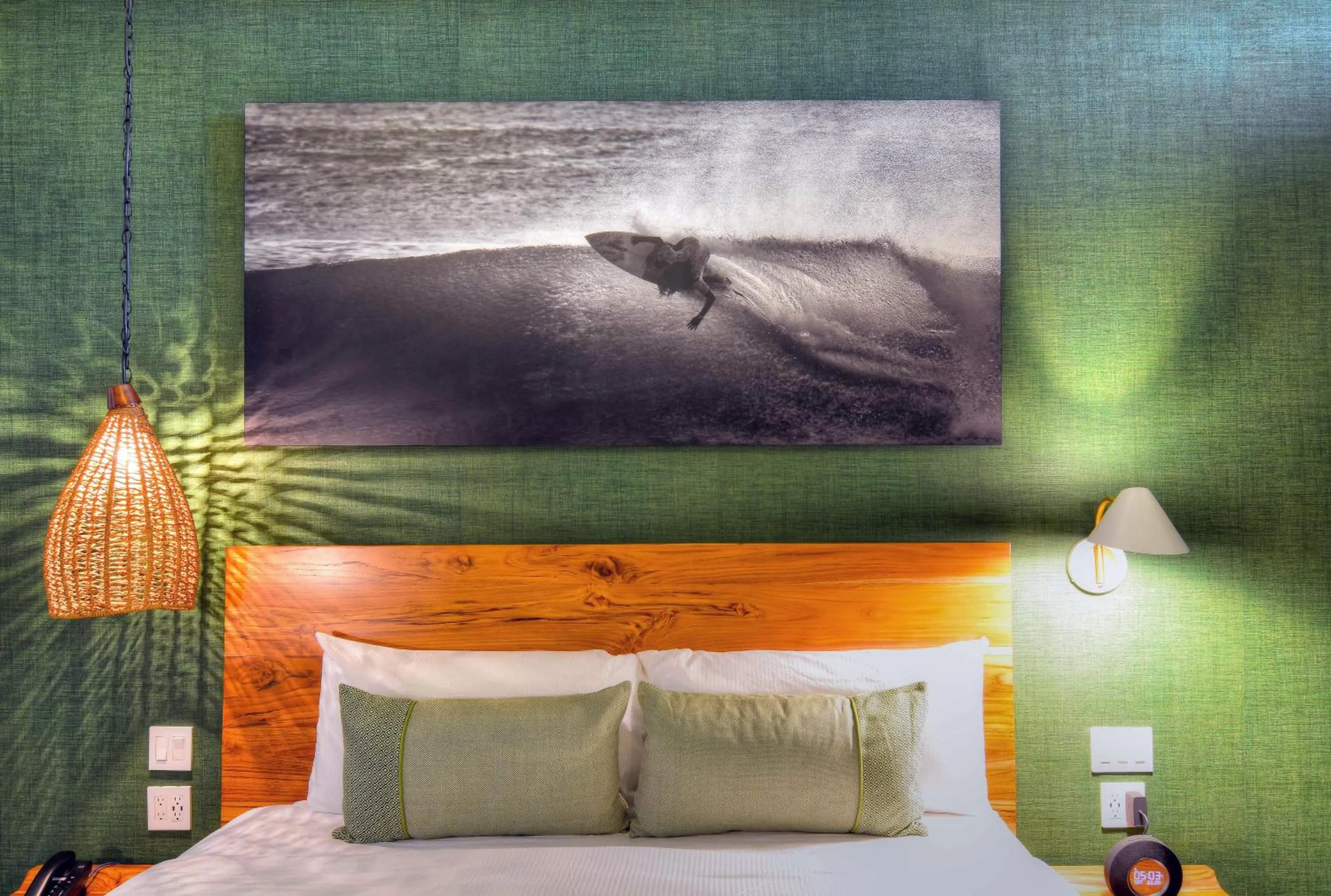 Bed in The Gilded Iguana