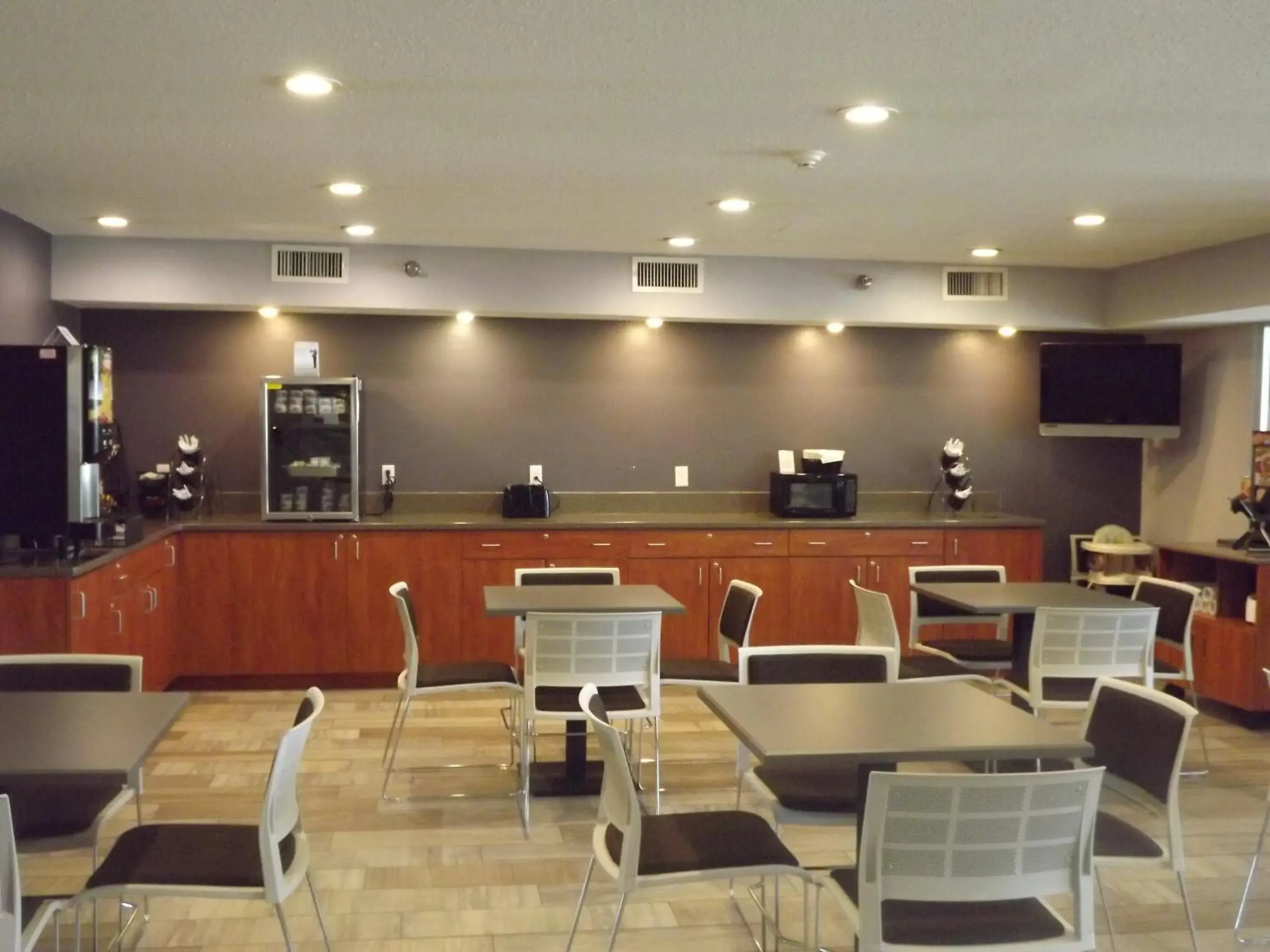 Lobby or reception in MICROTEL Inn and Suites - Ames Lobby or reception in MICROTEL Inn and Suites - Ames